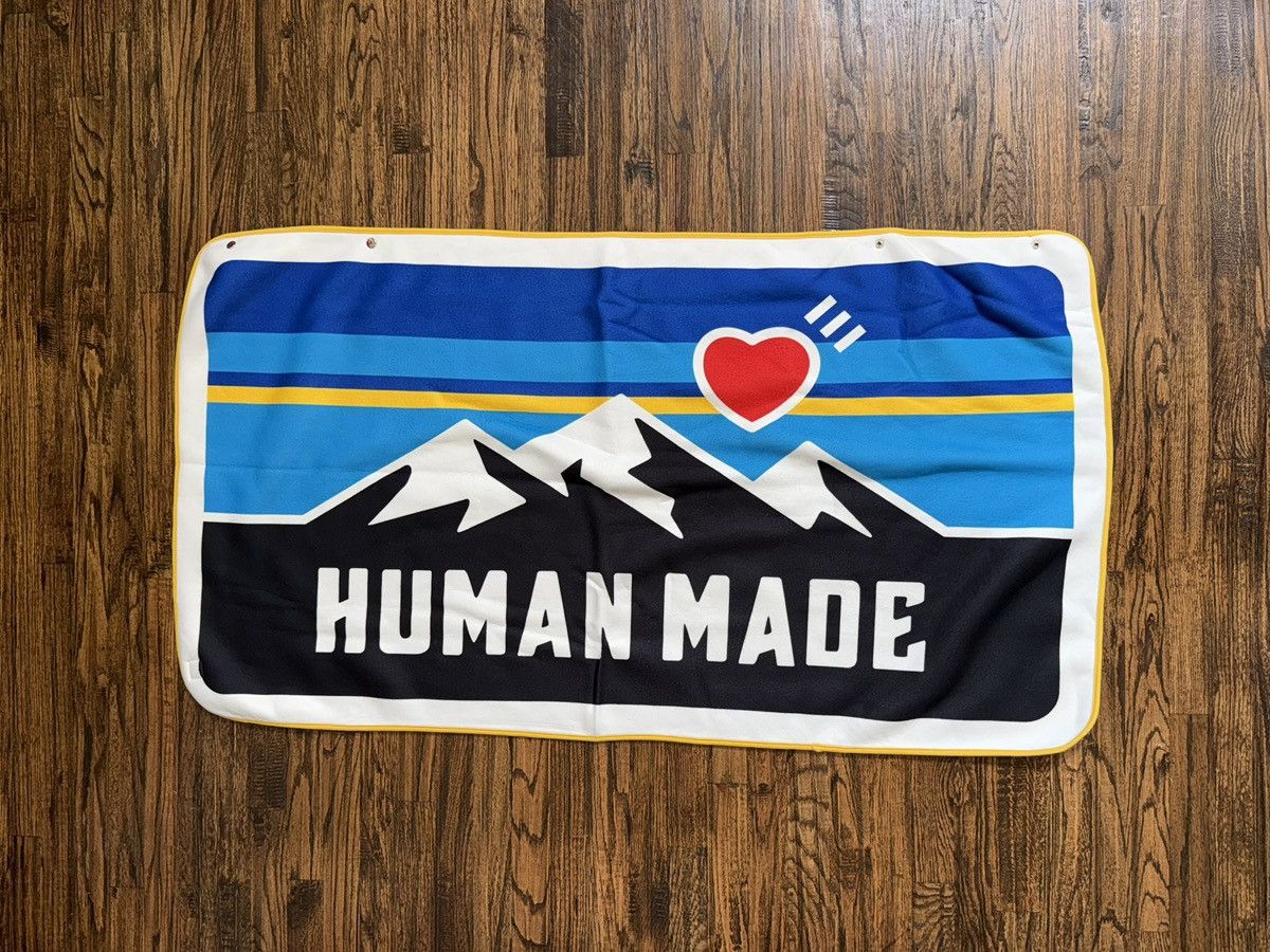 Human Made Human Made Japan Outdoor Sherpa Fleece Travel Blanket Logo Size ONE SIZE - 4 Thumbnail