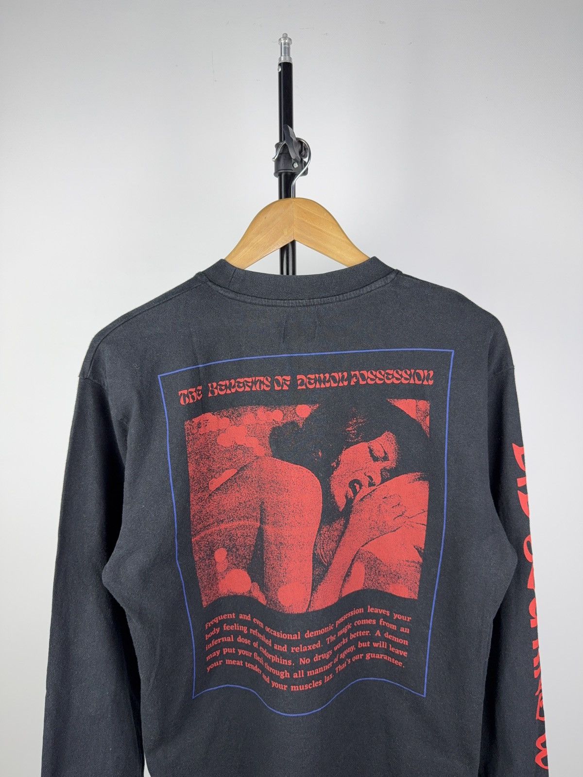 Edwin Edwin “Benefits of Demon Possession” Long Sleeve Tee S Size US S / EU 44-46 / 1 - 7 Thumbnail