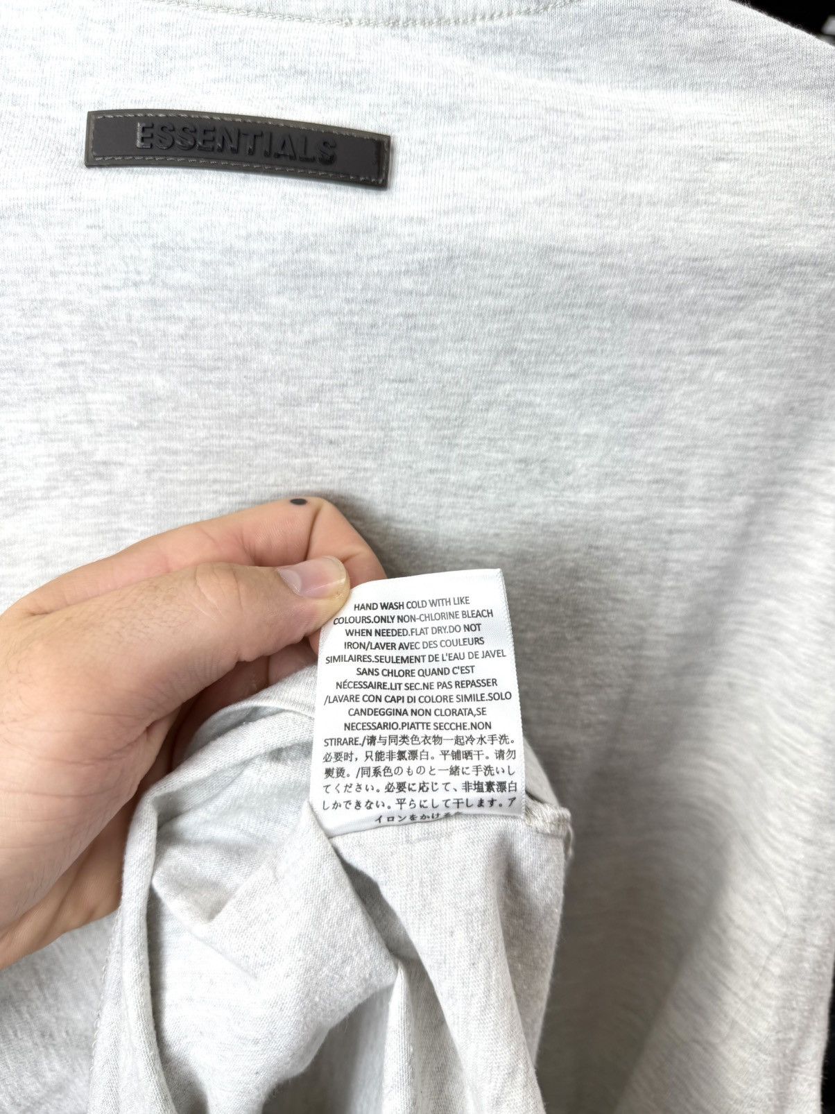 Essentials Essentials Fear Of God T Shirt Hype Size US S / EU 44-46 / 1 - 8 Thumbnail