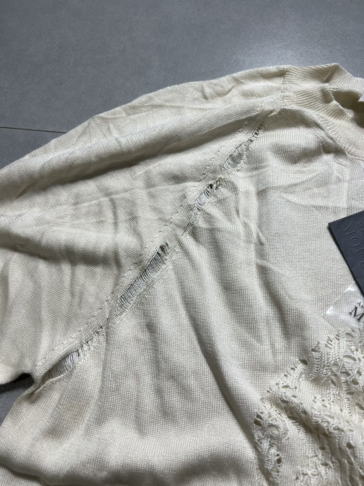 Alexander McQueen Alexander McQueen - Distressed Skull Sweater Size L / US 10 / IT 46 - 4 Thumbnail