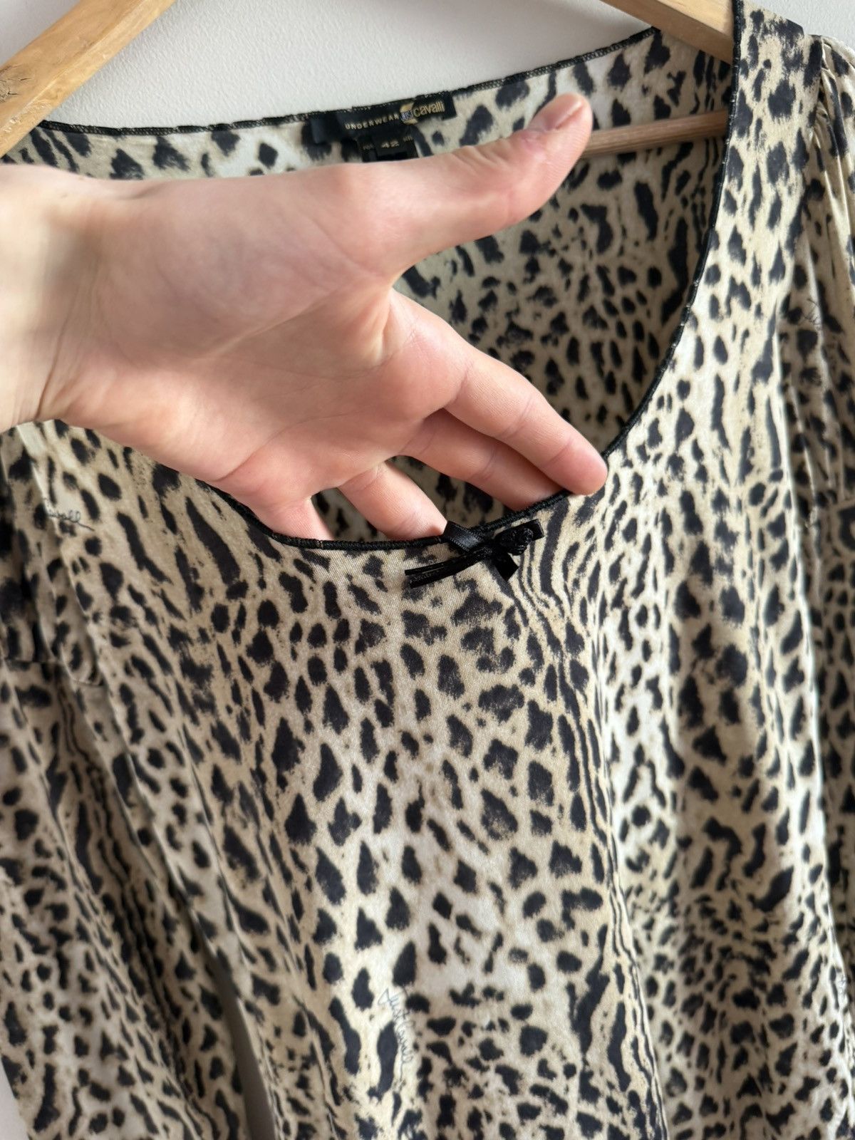 Just Cavalli Just Cavalli Y2K Leopard Print Mesh Long Sleeve Top Size M / US 6-8 / IT 42-44 - 7 Thumbnail