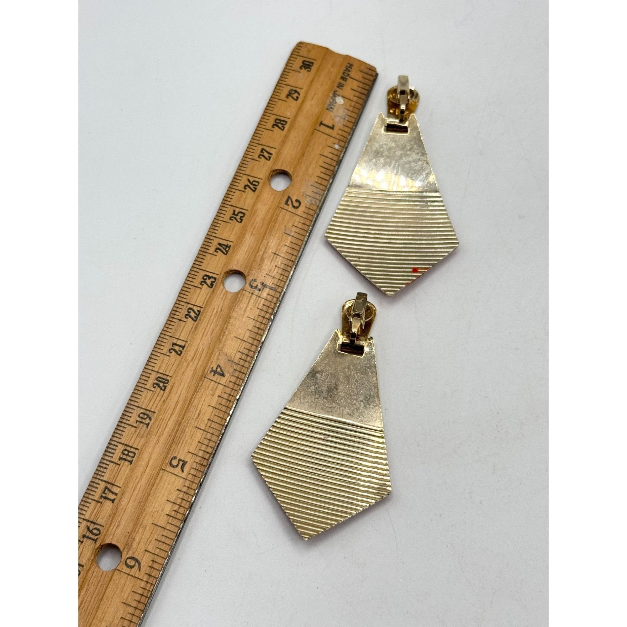 Vintage Vintage red & white enamel dangle drop earrings Size ONE SIZE - 6 Thumbnail