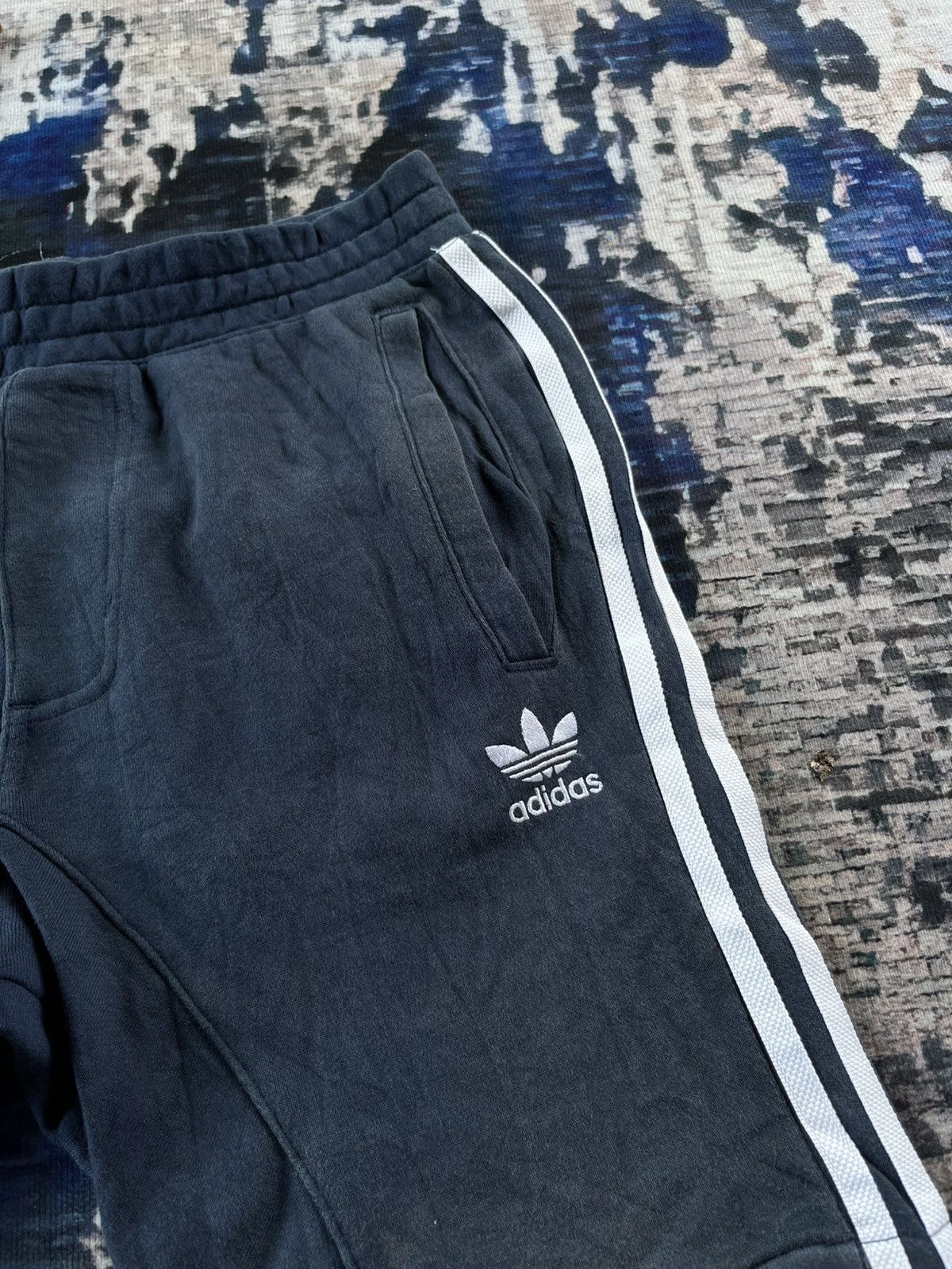 Adidas × Sports Specialties 🔥Adidas Multipocket Shorts Pants Size US 28 / EU 44 - 3 Thumbnail