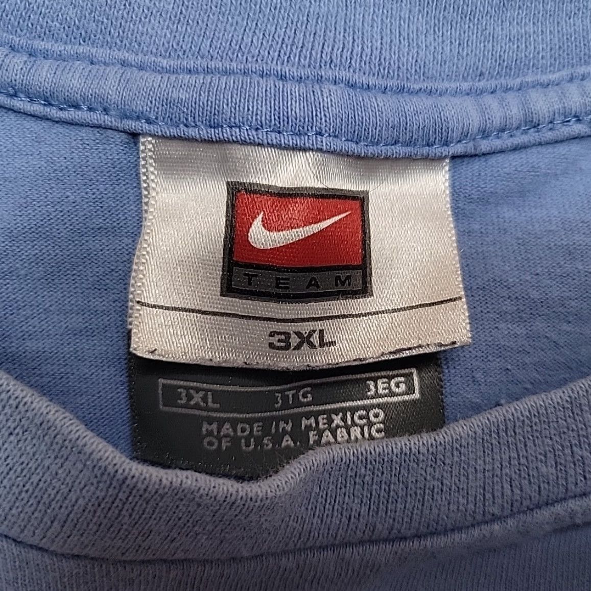 Nike VTG Nike Shirt Mens XXXL Blue 100% Cotton Back Center Swoosh Y2K TEE Size US XXL / EU 58 / 5 - 5 Thumbnail