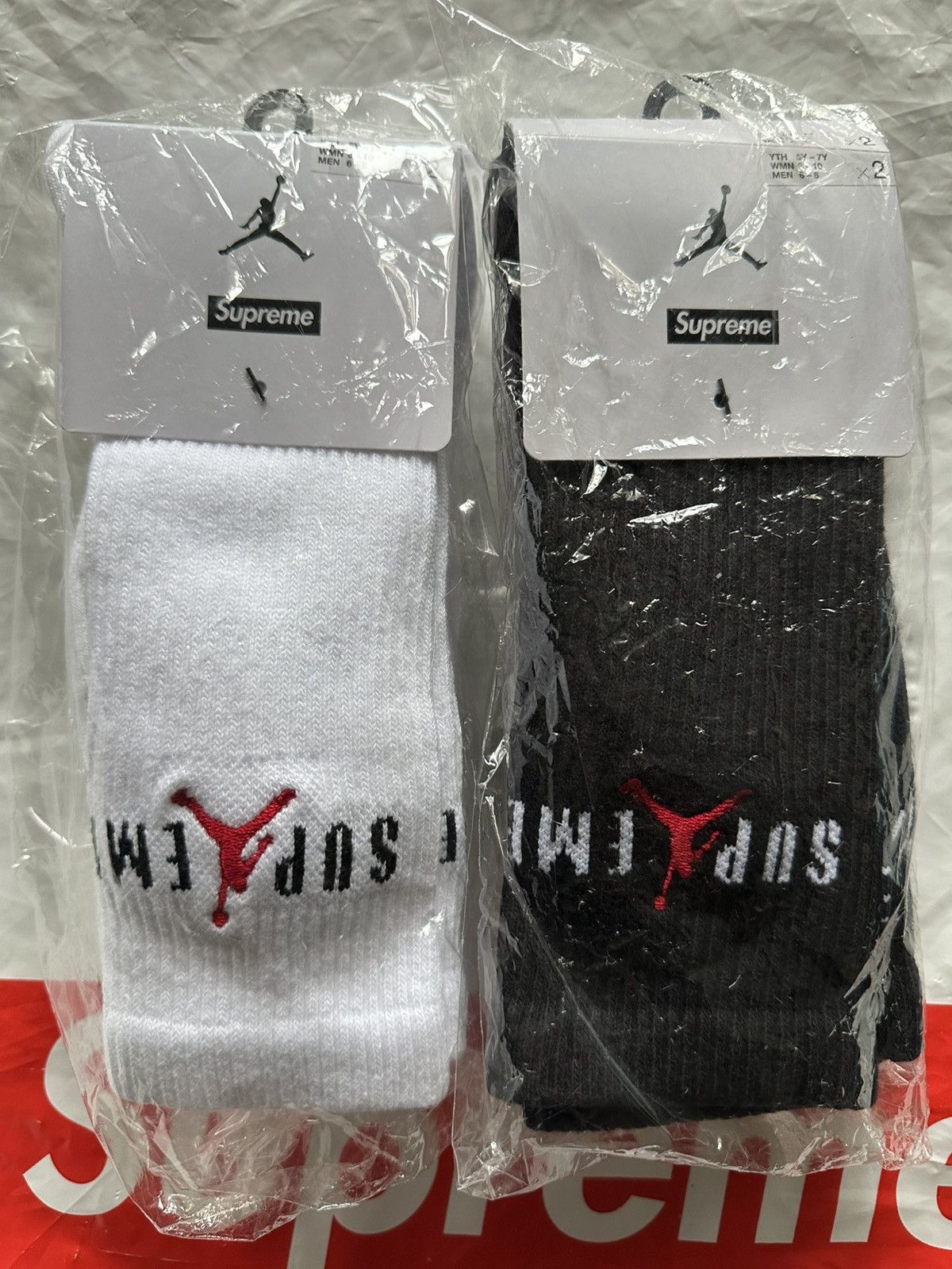 Jordan Brand × Supreme Supreme Jordan Socks 2 pack 4 Socks Size ONE SIZE - 2 Thumbnail