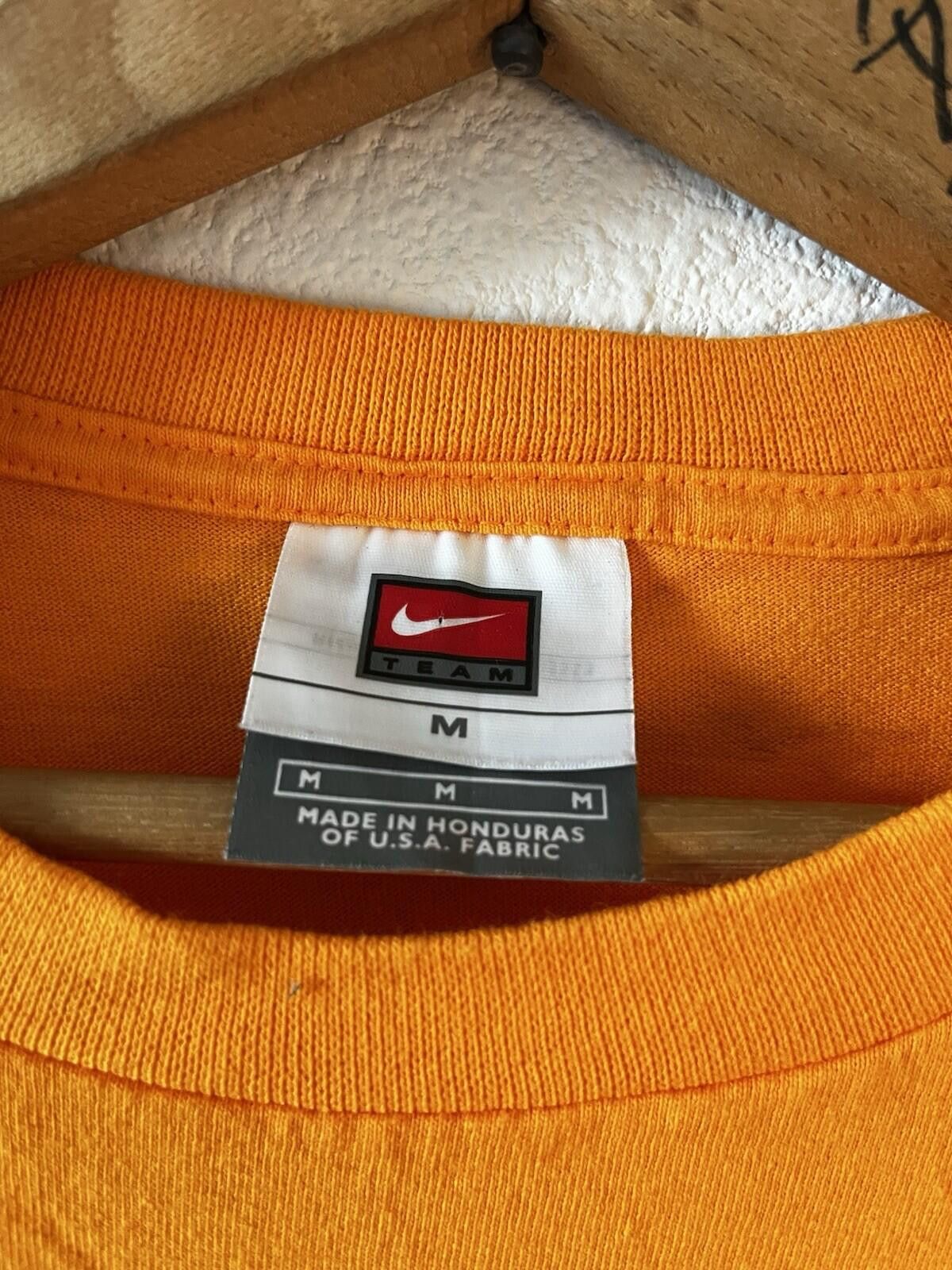 Nike Vintage 2005 Honolulu Marathon Finisher Nike T-Shirt M Size US L / EU 52-54 / 3 - 3 Thumbnail