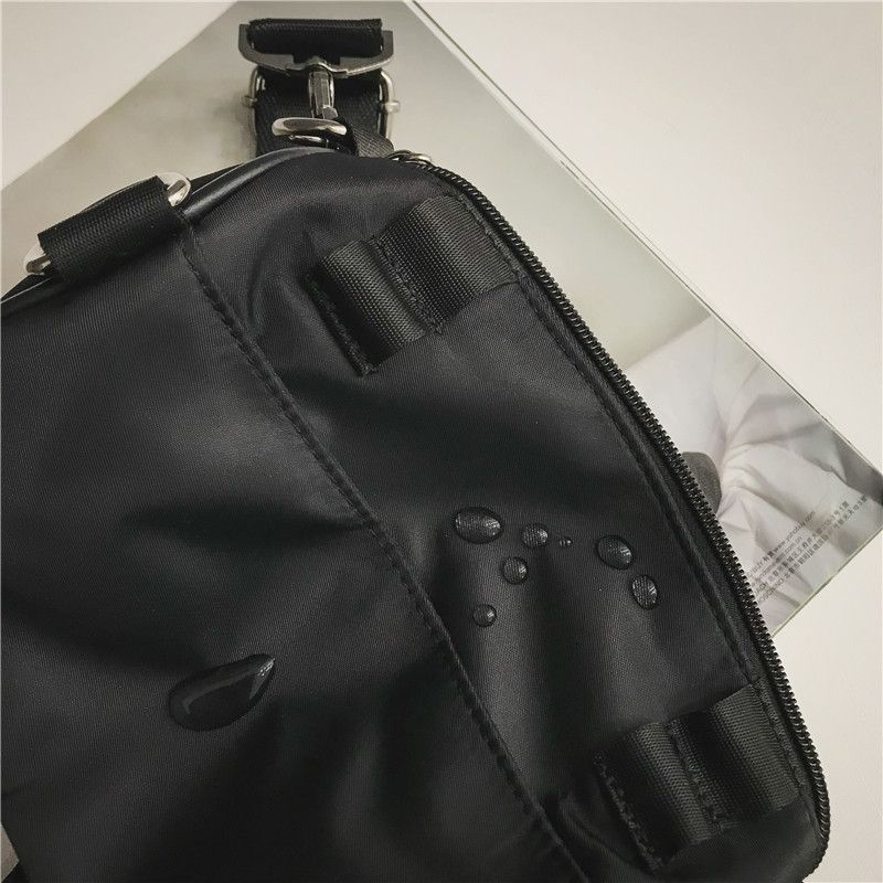 Japanese Brand Utility grunge buckle crossbody shoulder bag pouch bag Size ONE SIZE - 10 Thumbnail