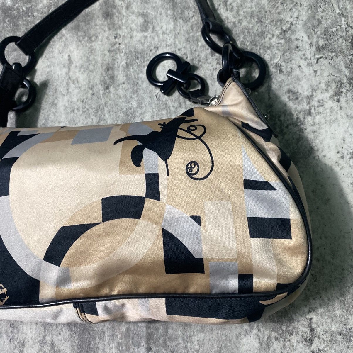 Salvatore Ferragamo Vintage Salvatore Ferragamo Print Satin Shoulder Bag Size ONE SIZE - 3 Thumbnail