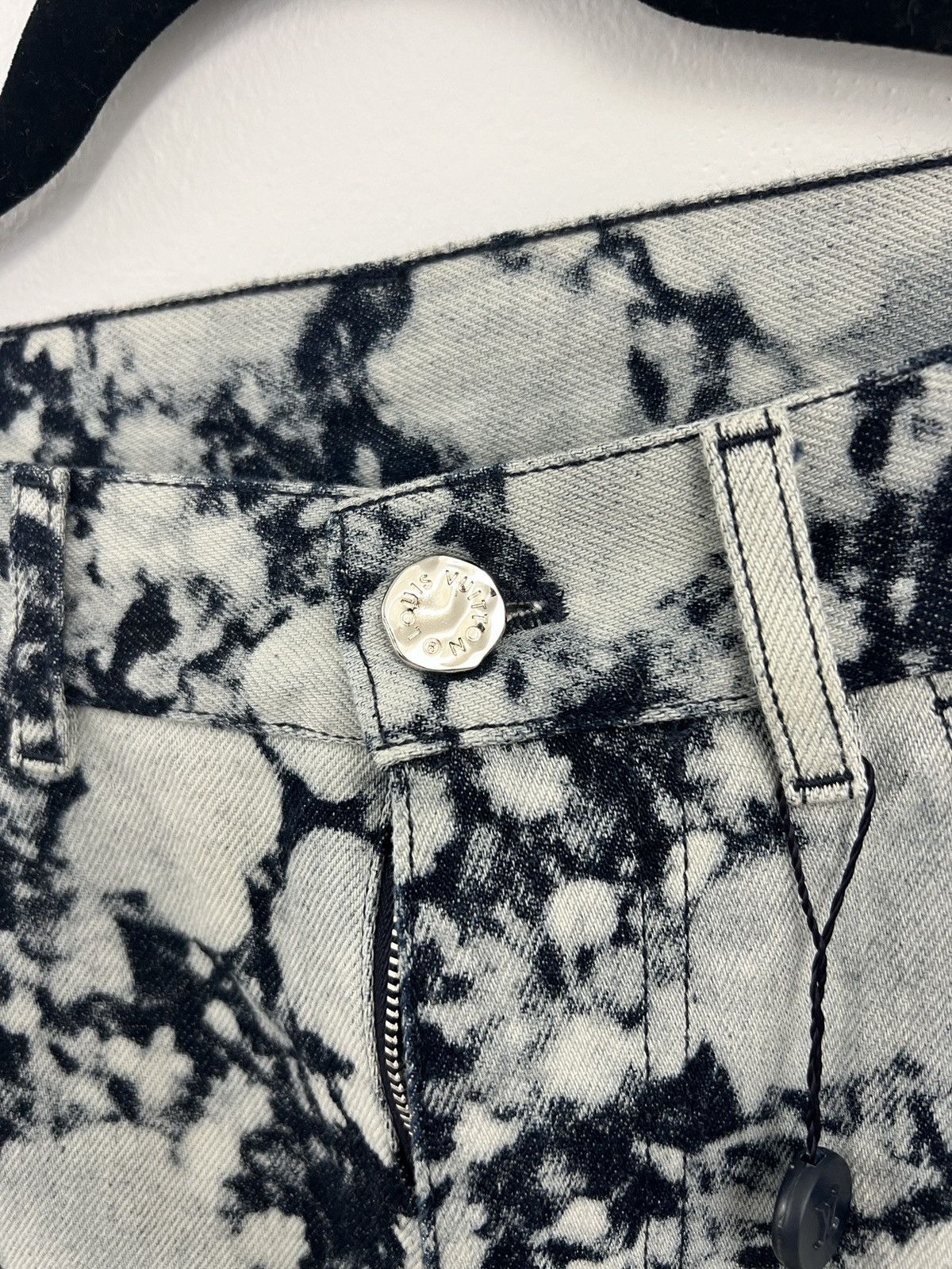 Louis Vuitton × Virgil Abloh SS19 Virgil Poppy Dorthy pants Size US 30 / EU 46 - 4 Thumbnail