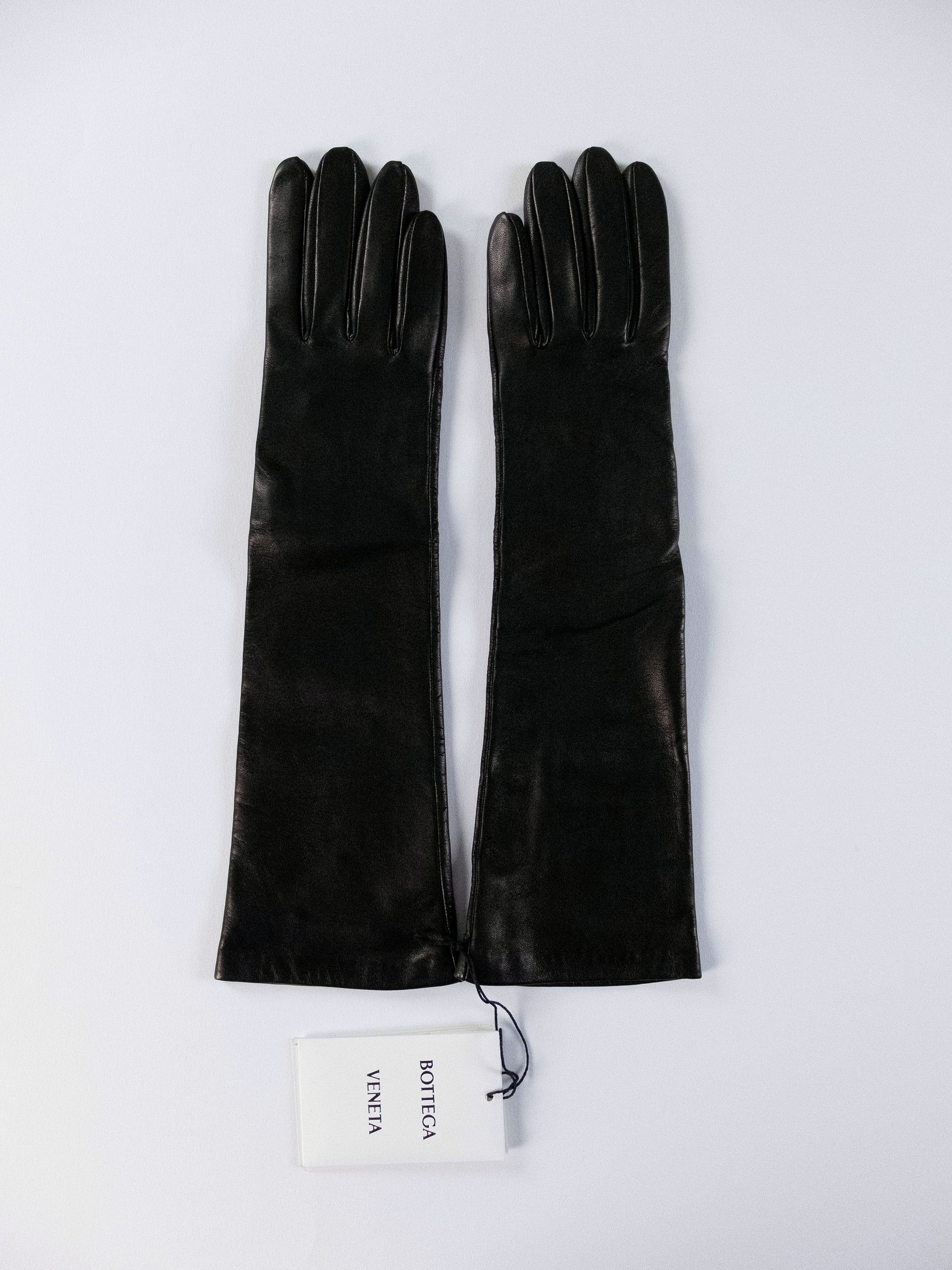 Bottega Veneta BOTTEGA VENETA black soft nappa leather midi gloves Medium q Size ONE SIZE - 3 Thumbnail