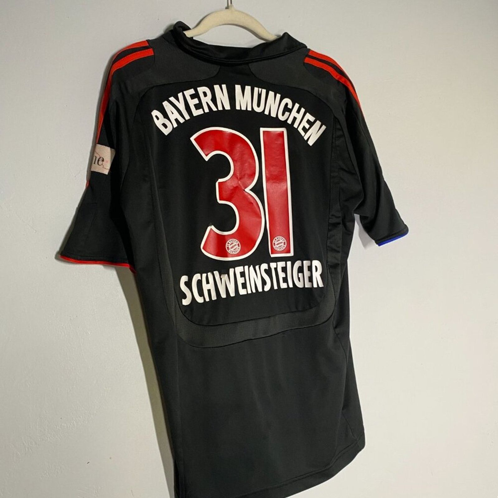Adidas Bayern Munich Third Shirt Schweinsteiger #31 2007-08 Size US XL / EU 56 / 4 - 5 Thumbnail