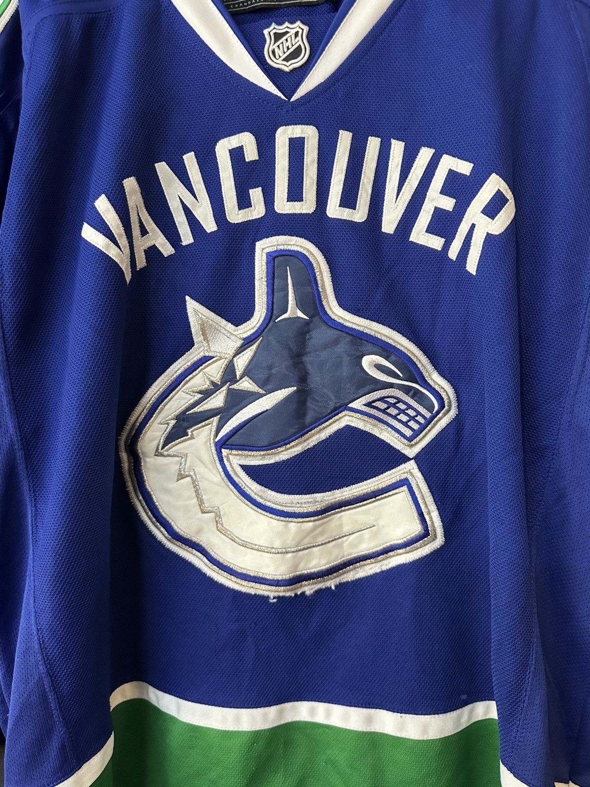 NFL NHL VANCOUVER Size US L / EU 52-54 / 3 - 2 Thumbnail