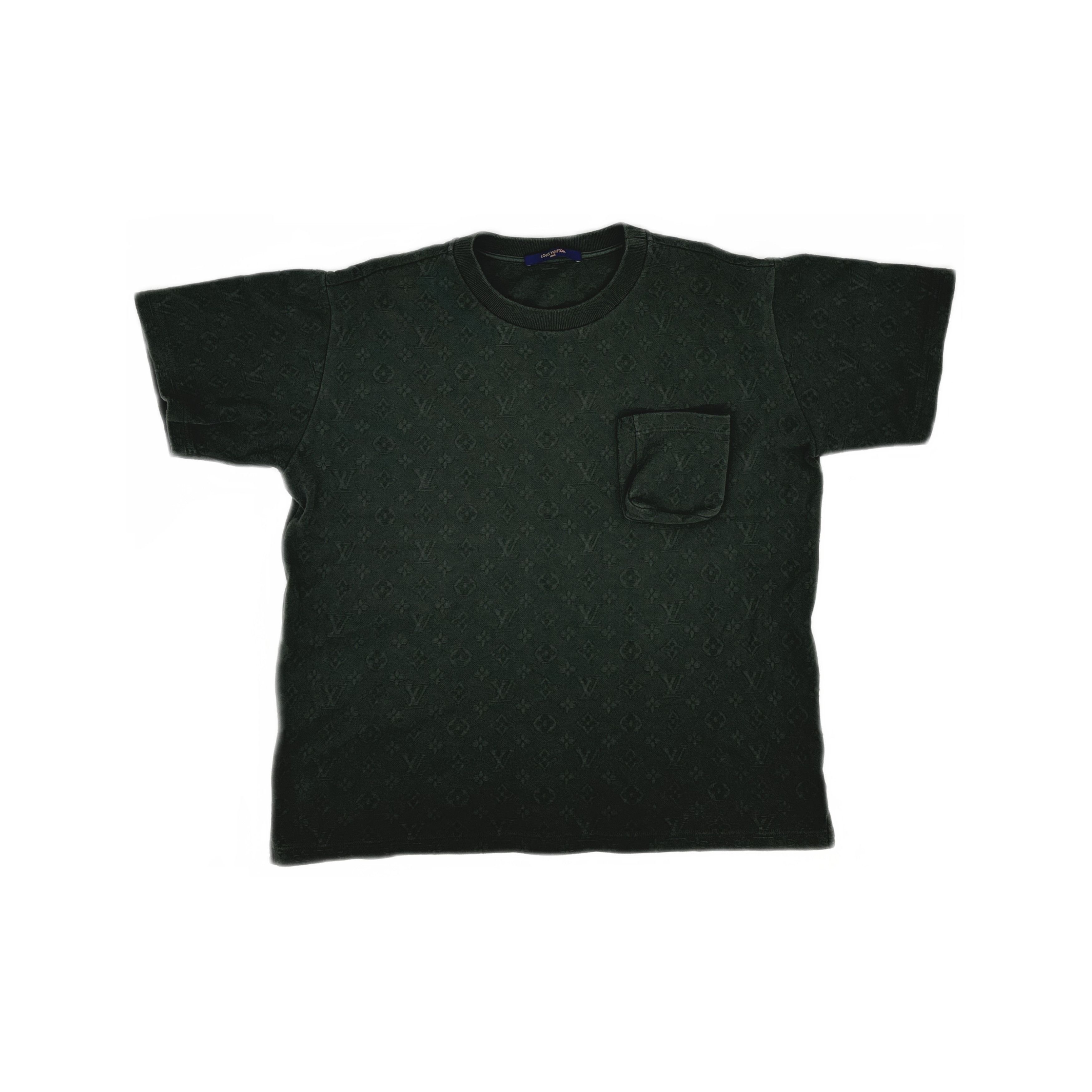 Louis Vuitton Louis Vuitton Monogram 3D Pocket T-Shirt XL Size US XL / EU 56 / 4 - 1 Thumbnail