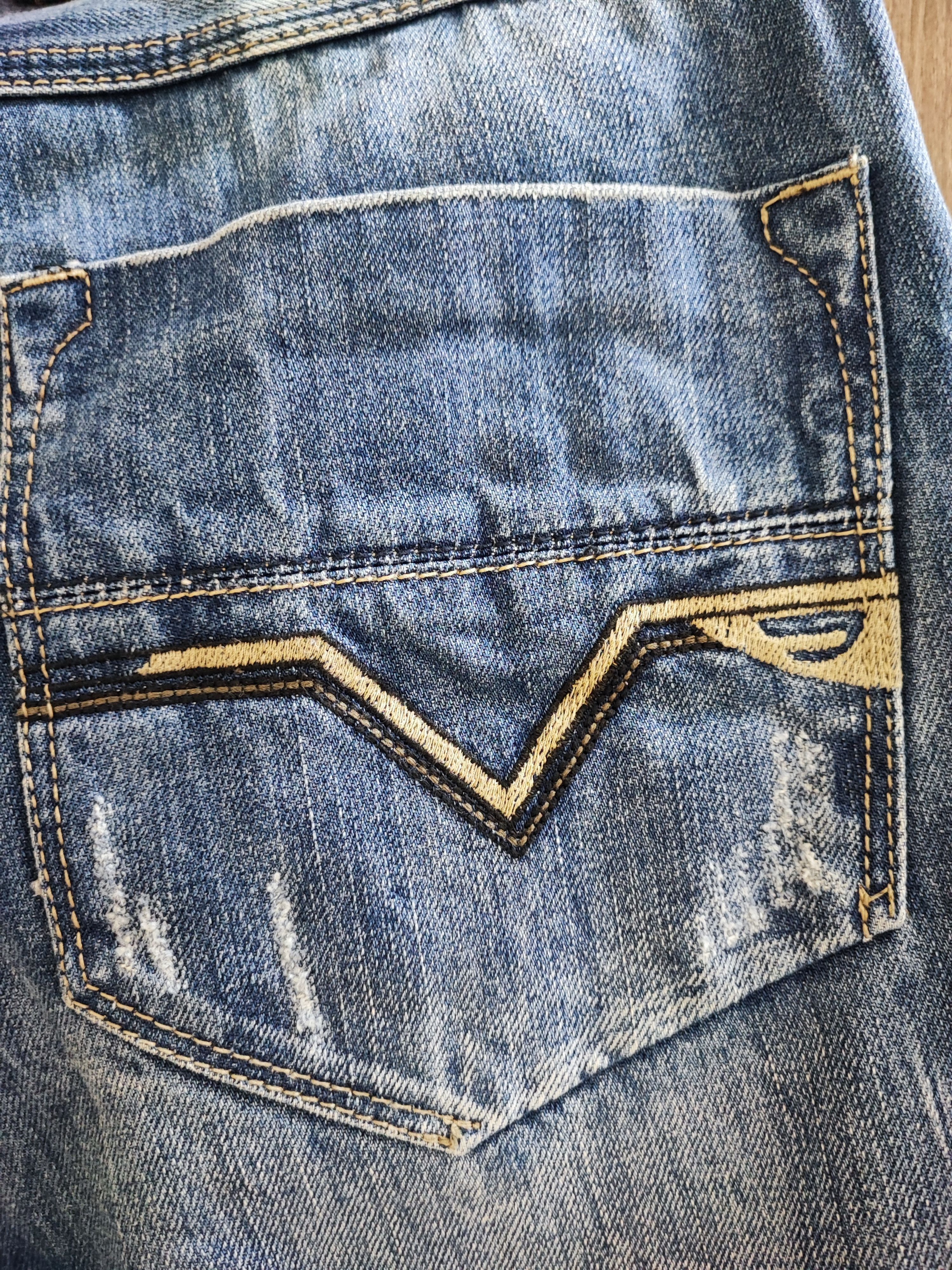 Diesel Distressed Blue Denim Made in italy