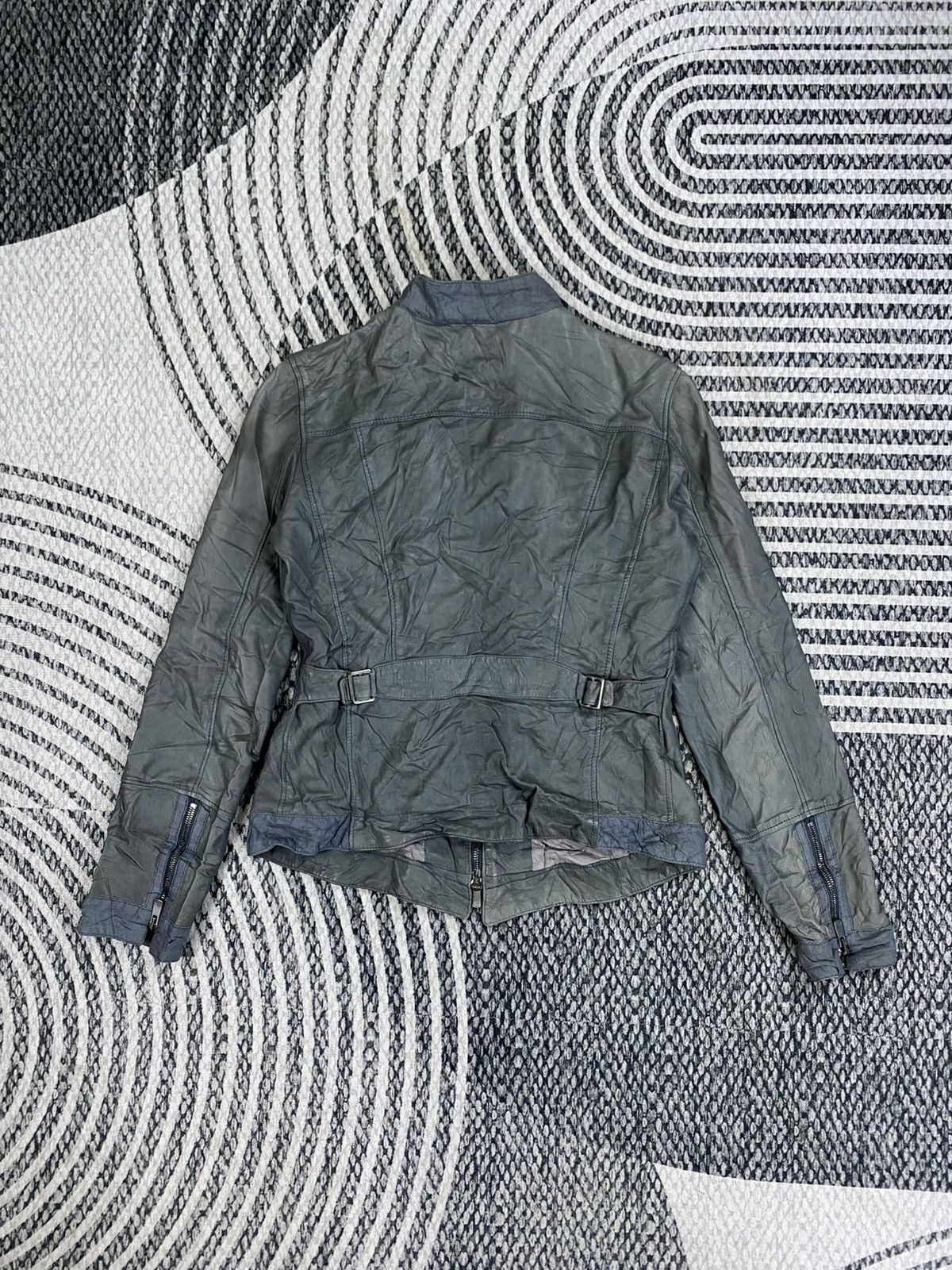Armani Vintage Armani Collezioni Zip-Up Rider Suede Leather Jacket Size S / US 4 / IT 40 - 2 Thumbnail