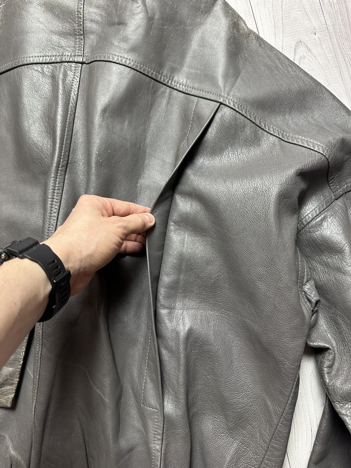 Vintage Vintage Leather Jacket size L grey rare retro Size US L / EU 52-54 / 3 - 12 Thumbnail