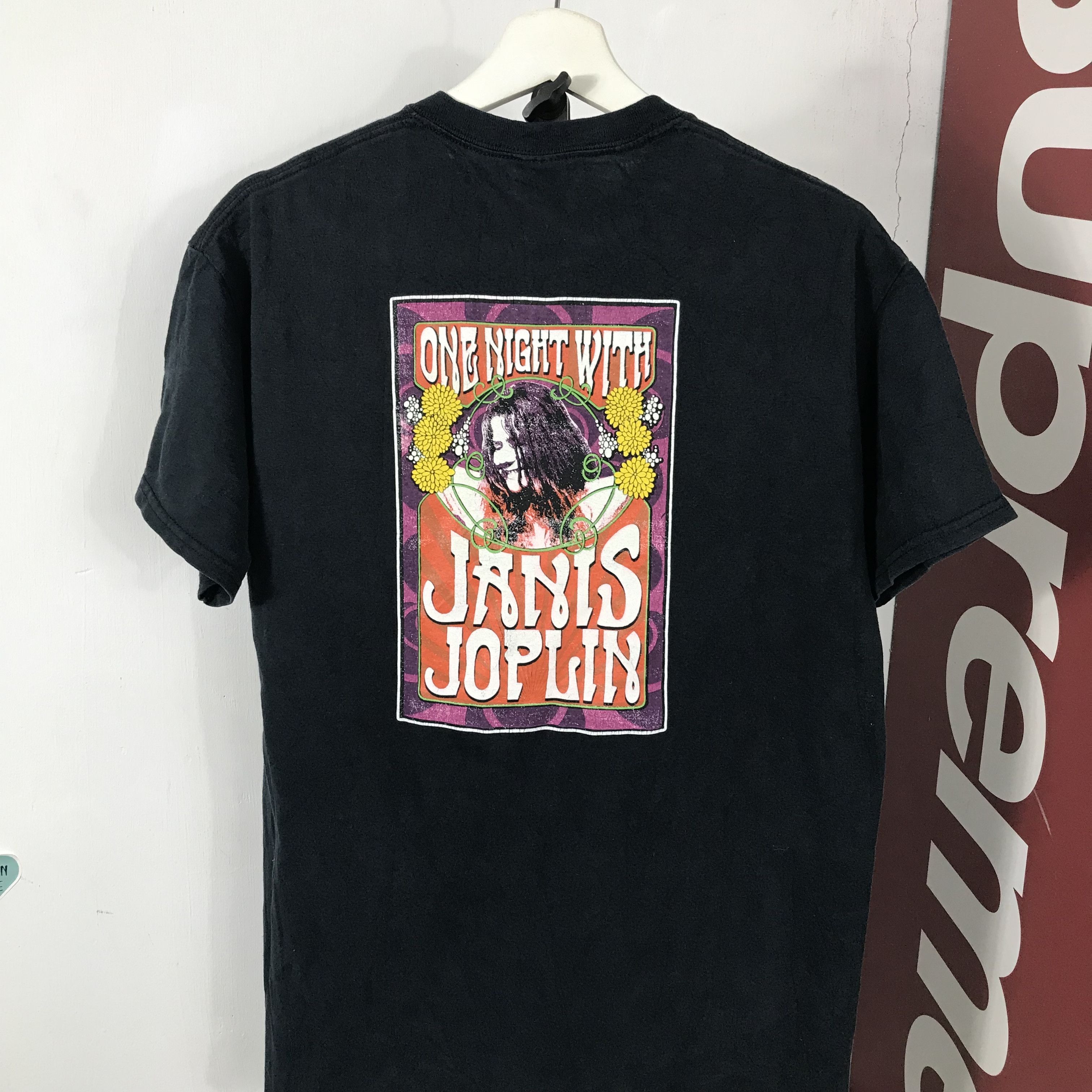 Band Tees Vintage STAFF SHIRT Janis Joplin band tee y2k Size US M / EU 48-50 / 2 - 4 Thumbnail