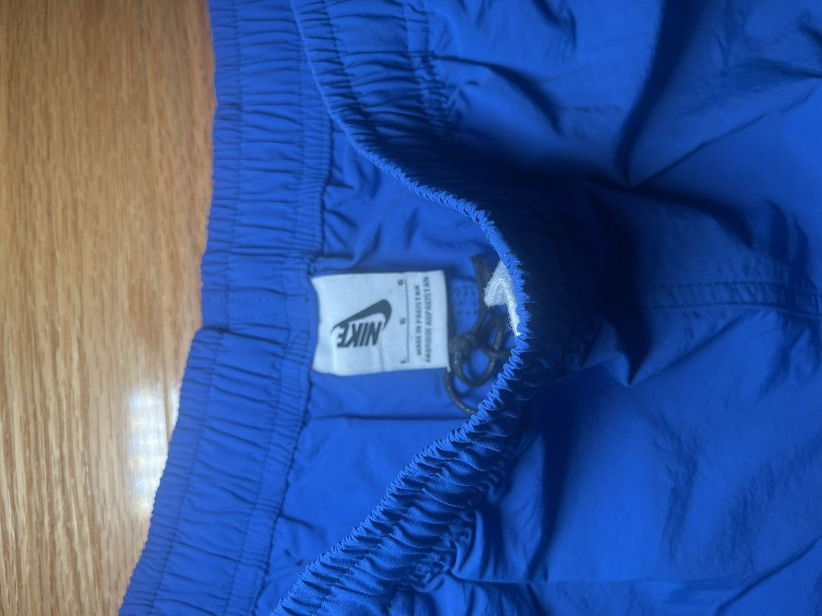 Nike Nike Royal Blue Polyester Vintage Shorts Men’s Size Large Size US 32 / EU 48 - 3 Thumbnail