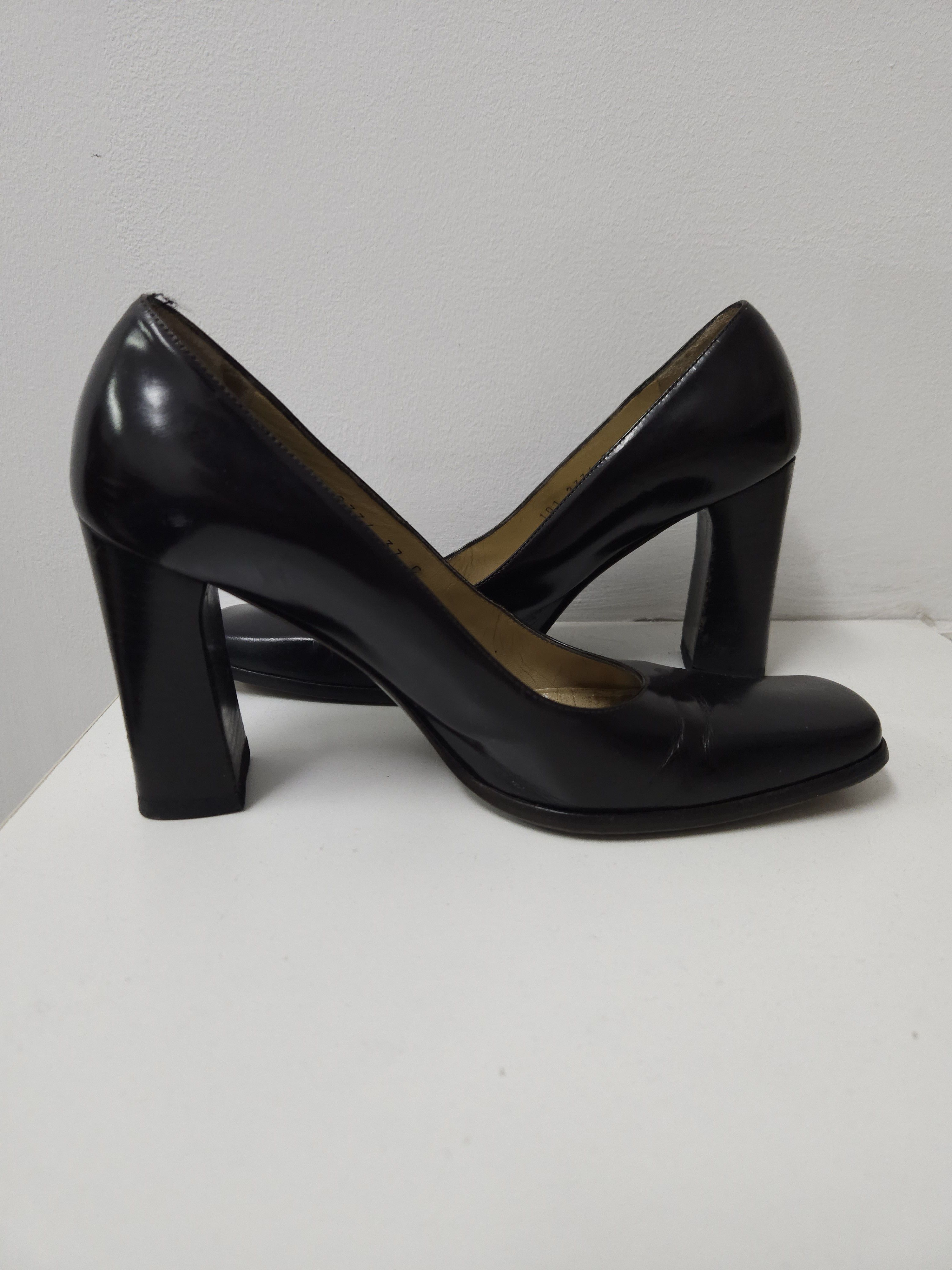 Gucci Archive Gucci square toe block heel pumps mules Size US 7 / IT 37 - 9 Thumbnail