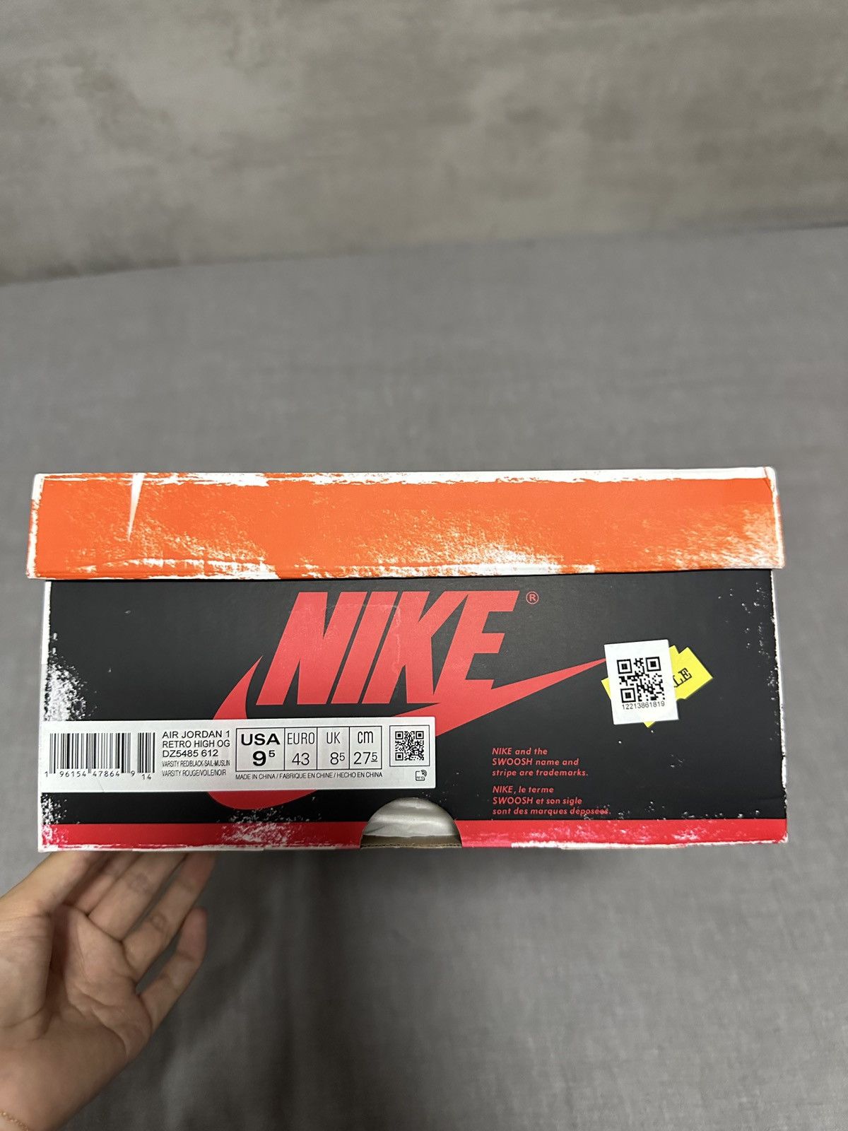 Jordan Brand × Nike Jordan 1 Retro High OG Chicago Lost and Found size 9.5 Size US 9.5 / EU 42-43 - 7 Thumbnail