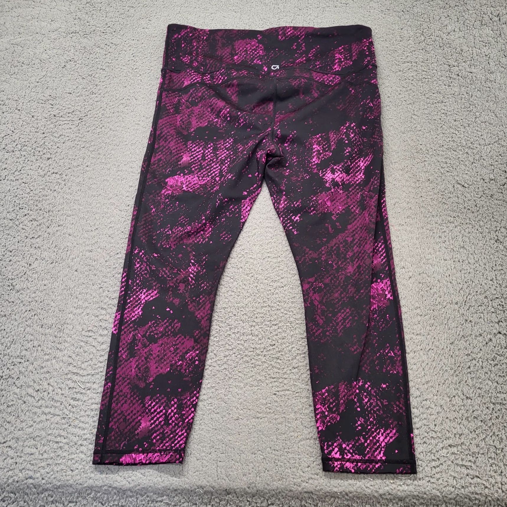 Gap GapFit Leggings Women's XL Black Pink Snakeskin Print Ankle Athletic Activewear Size 40" / US 18 - 4 Thumbnail