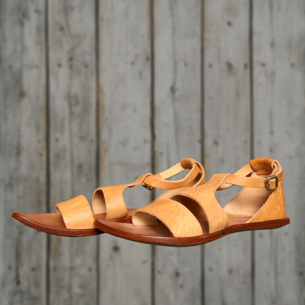 Vintage CYDWOQ Mandarine Tan Leather T-Strap Gladiator Sandal US 11 EUR 41 Womens Shoes Leather Upper Classic Buckle Size 11 Tan Size US 11 / IT 41 - 1 Thumbnail