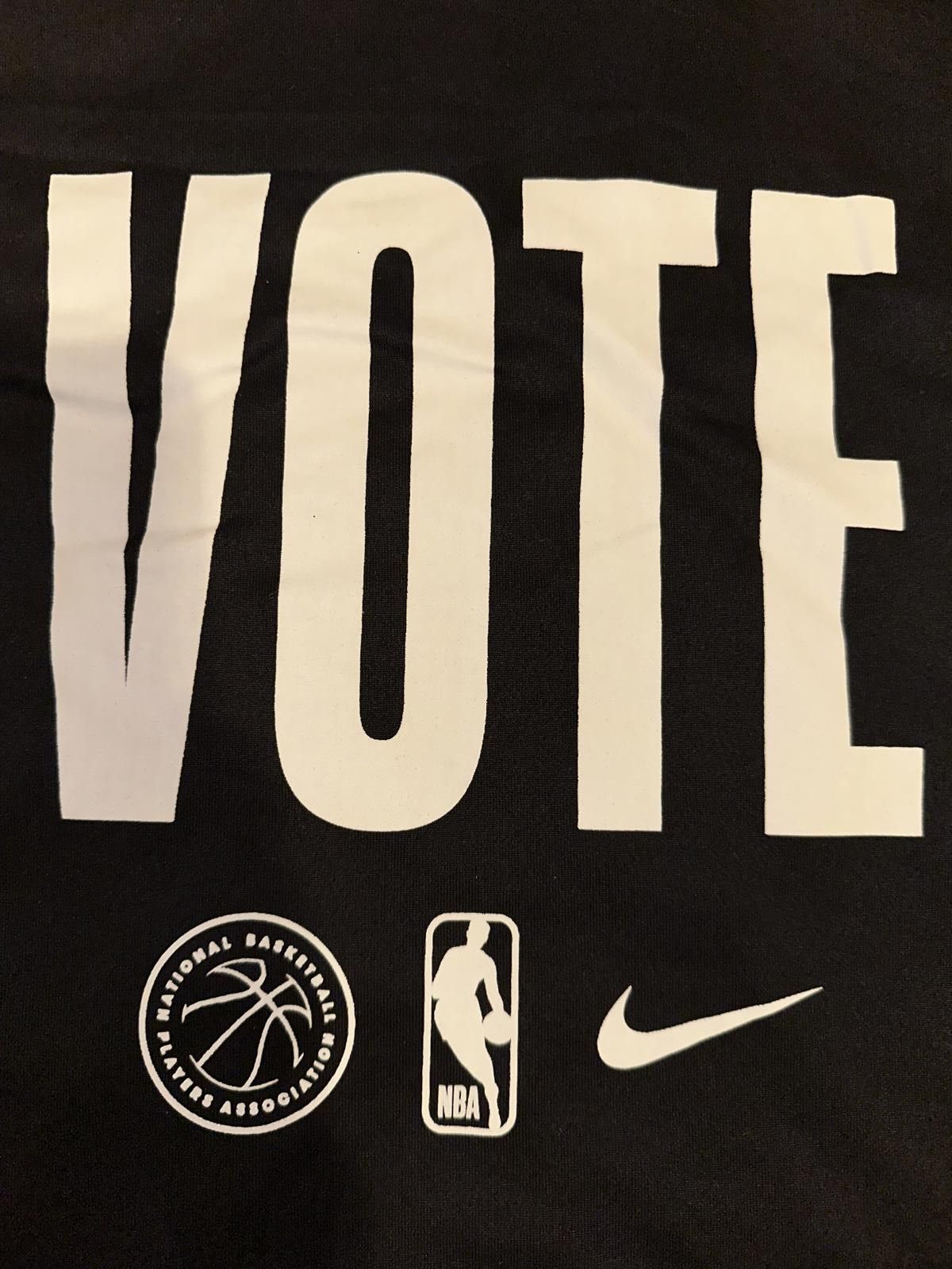 Nike Nike Men’s NBA Philadelphia 76ers Team-Issued Black "Vote" Short Sleeve Shirt Size US S / EU 44-46 / 1 - 2 Thumbnail