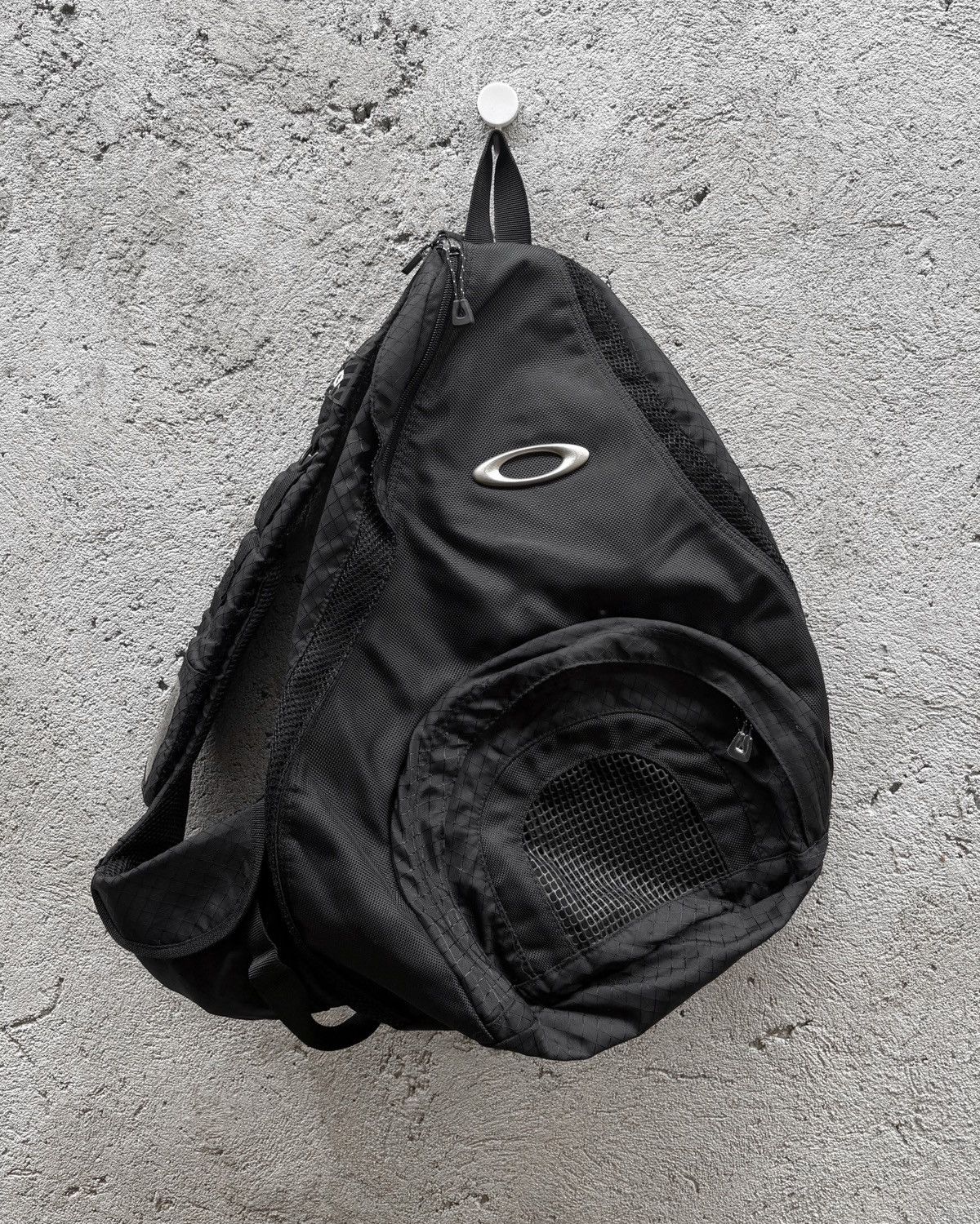 90s00s oakley software sling bag archive