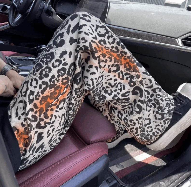 Japanese Brand Leopard Baggy Jeans Size US 30 / EU 46 - 2 Thumbnail