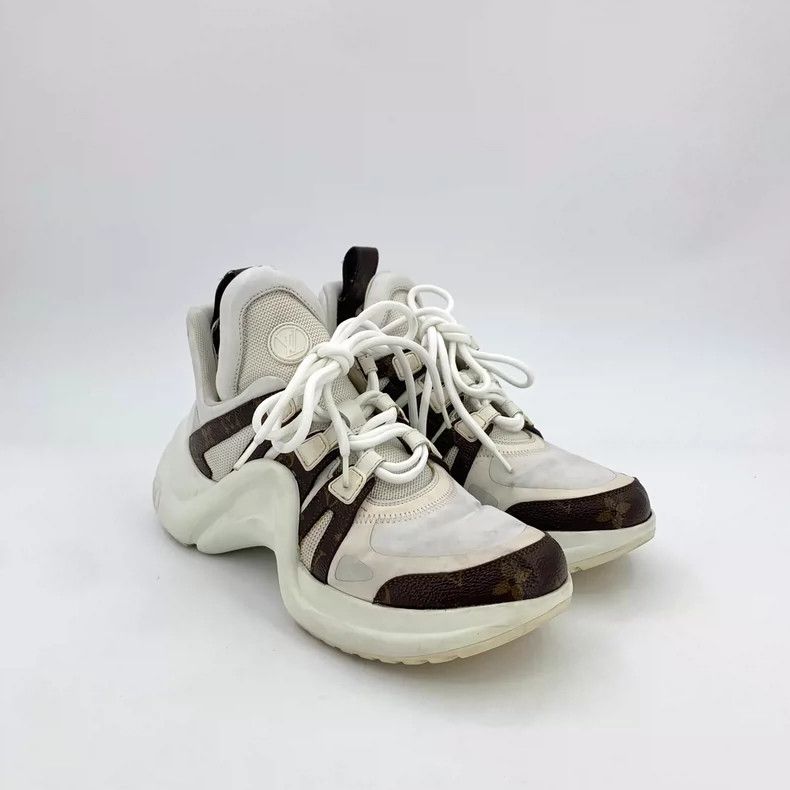 Louis Vuitton Louis Vuitton White logo presbyopic lace-up platform sneak Size US 5.5 / EU 38 - 2 Thumbnail