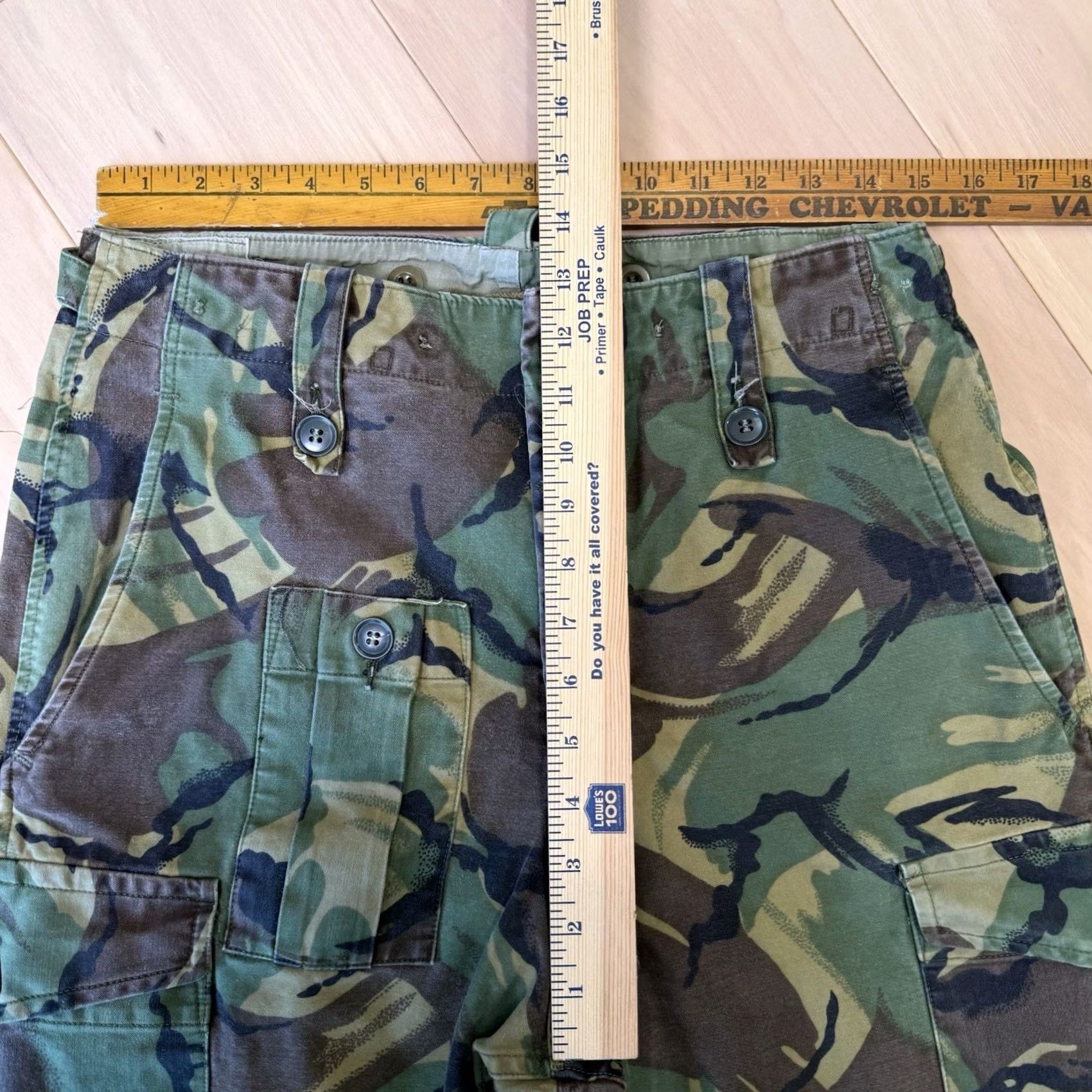 Vintage VINTAGE British Army Pants 30 Green Camouflage 70s Utility Cargo Trousers Size US 30 / EU 46 - 6 Thumbnail