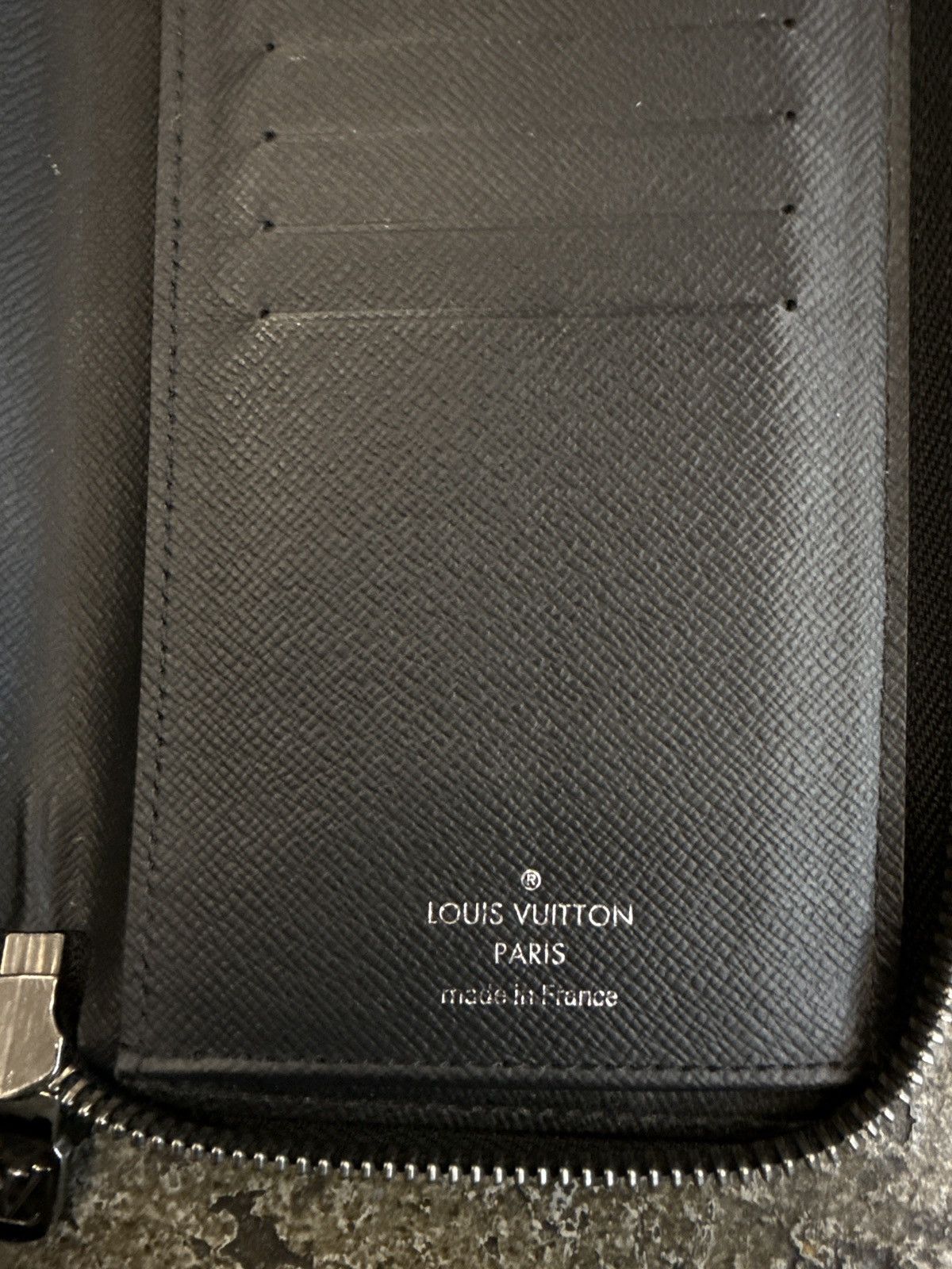 Louis Vuitton Louis Vuitton Monogram Eclipse Vertical Zippy Wallet Size ONE SIZE - 3 Thumbnail