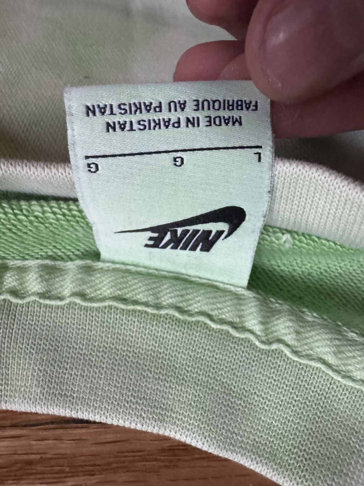 Nike Mens Nike Tie Dye Flowers crewneck sweatshirt flower green Size US L / EU 52-54 / 3 - 3 Thumbnail