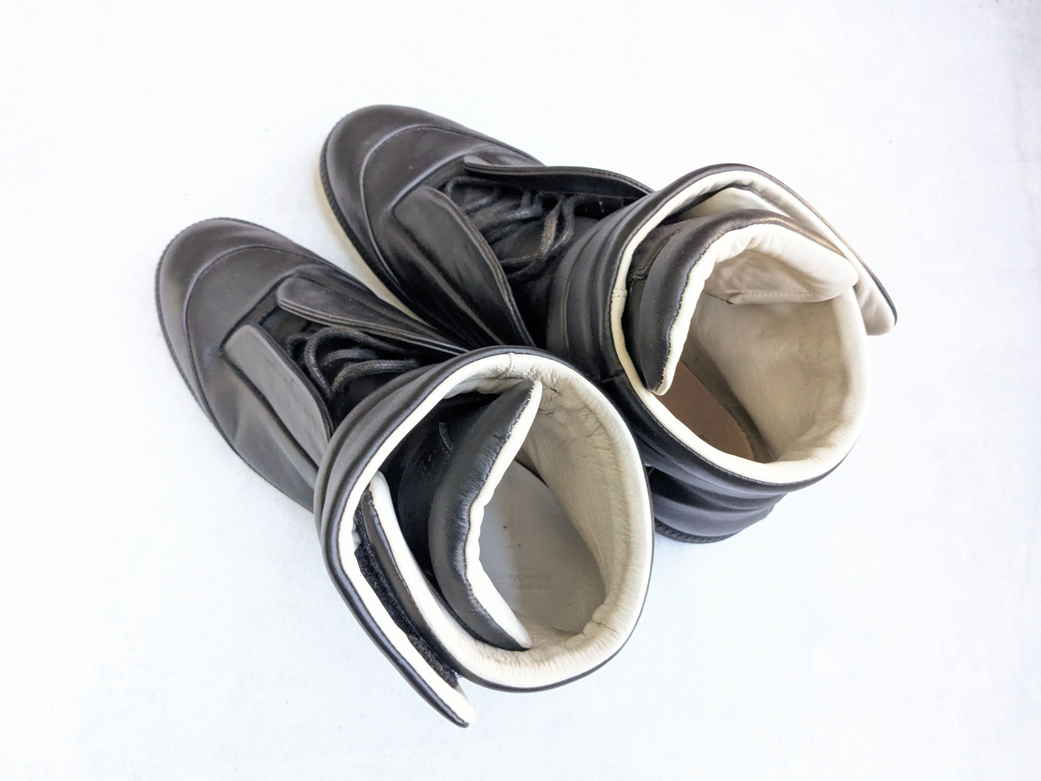 Maison Margiela Maison Margiela Future Sneakers Black 12 45 High Tops Size US 12 / EU 45 - 15 Thumbnail