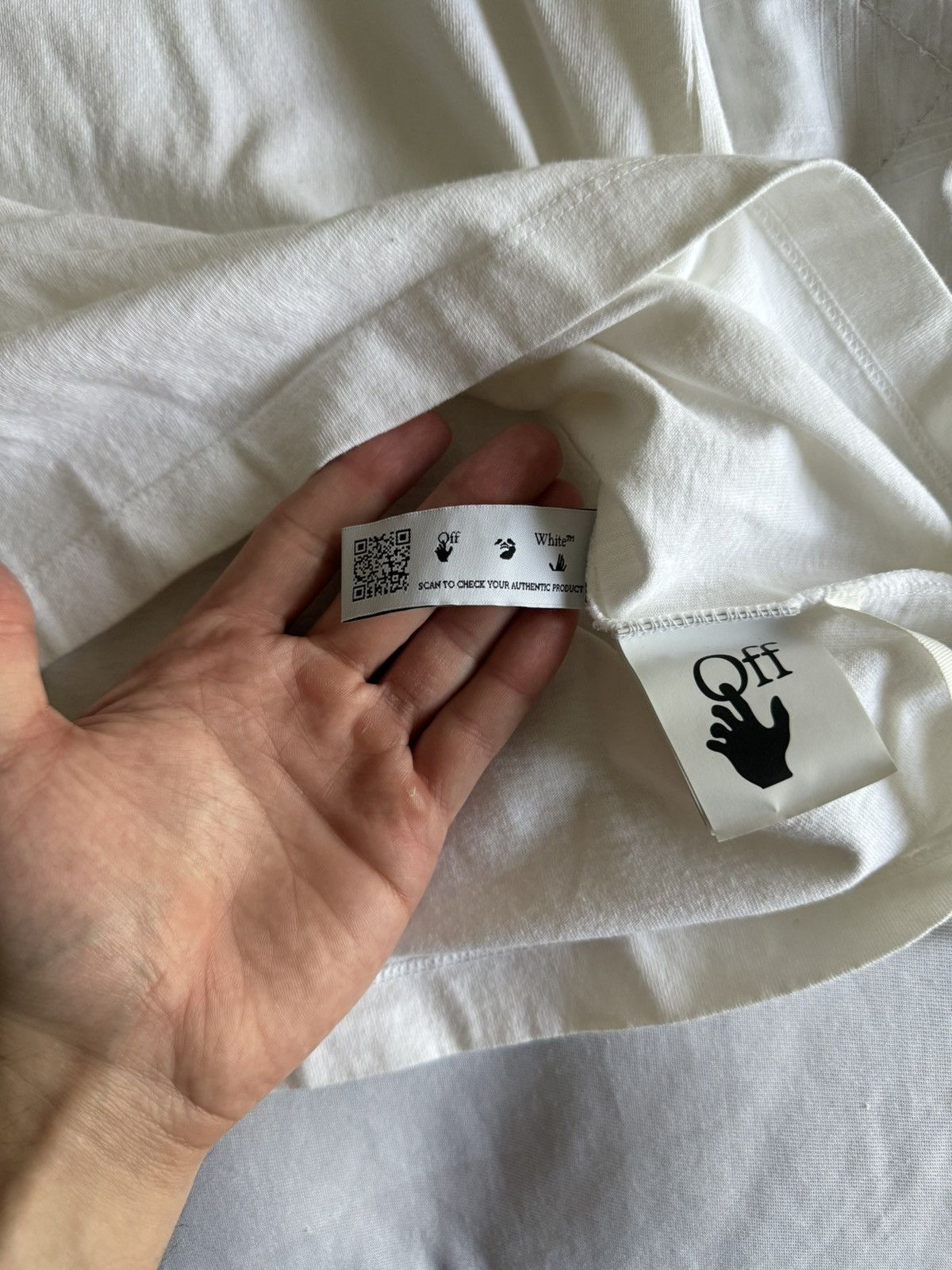 Off-White Off white Caravaggio Boy T shirt Size US S / EU 44-46 / 1 - 4 Thumbnail