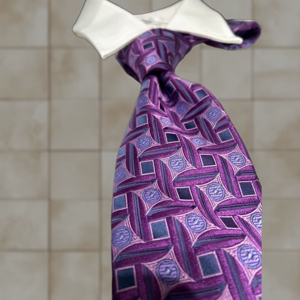 Robert Talbott Robert Talbott Silk Tie Purple Circle Geometric Hand Sewn USA W: 4" Best If Clas Size ONE SIZE - 1 Thumbnail