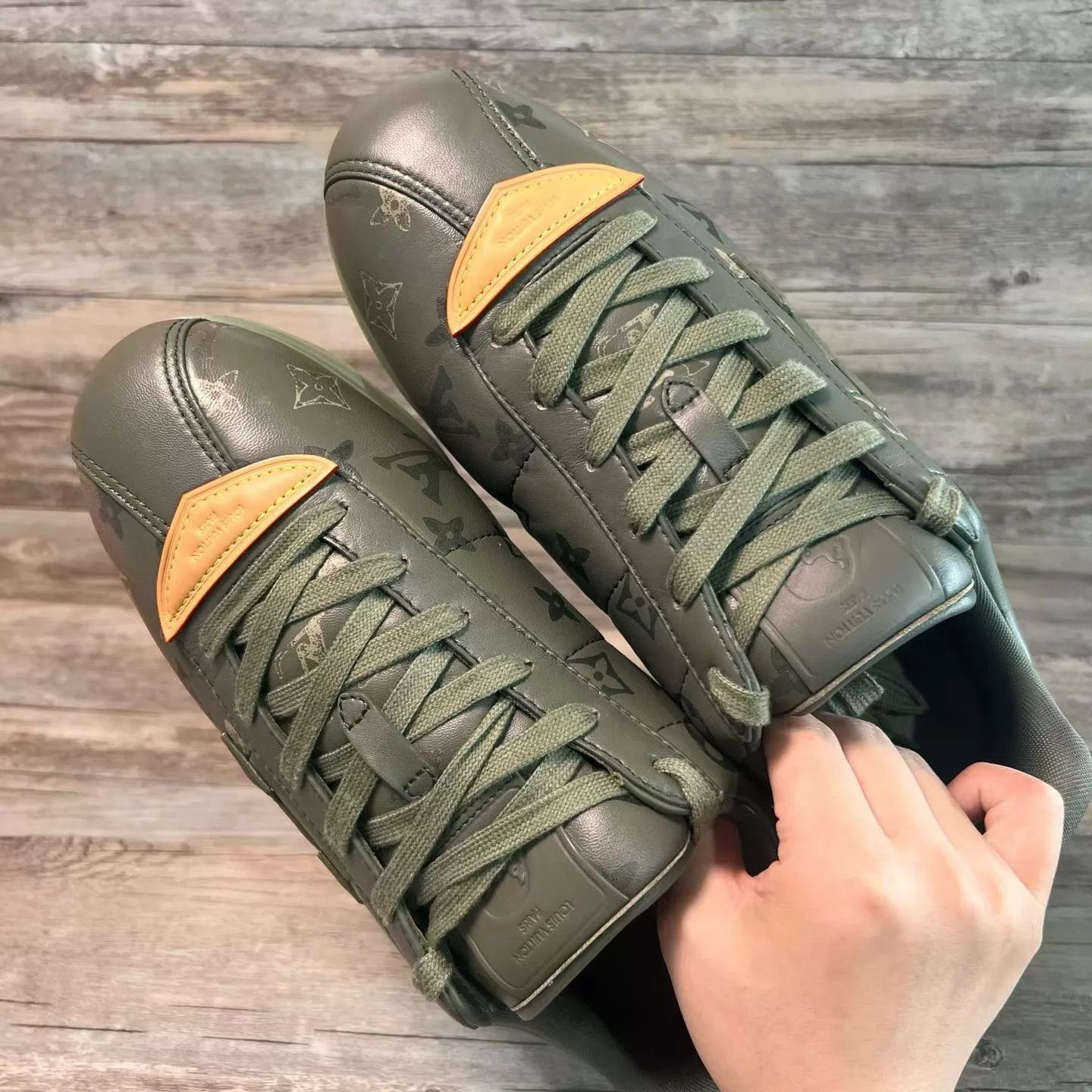 Louis Vuitton LV x Nigo Buttersoft FW25 Green Cortez Sheepskin UK9 / 43 Size US 10 / EU 43 - 5 Thumbnail