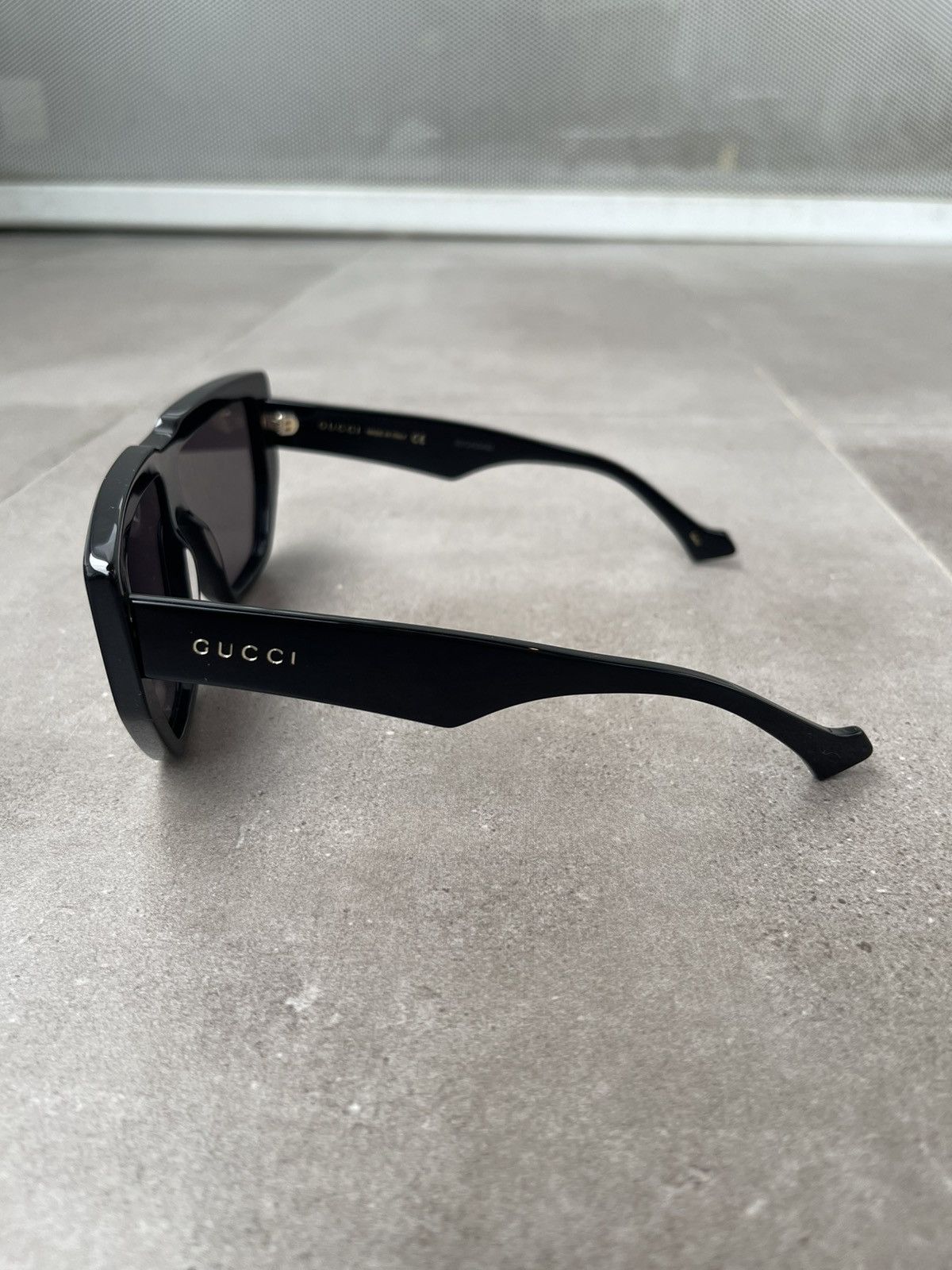 Gucci !DS! Gucci GG0997S Black Shield Sunglasses Size ONE SIZE - 6 Thumbnail