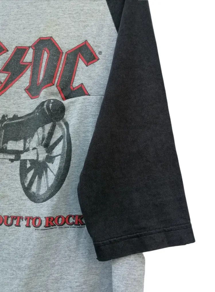 AC/DC Vintage ACDC For Those About To Rock Tour 2003 3q T-Shirt Size S / US 4 / IT 40 - 8 Thumbnail