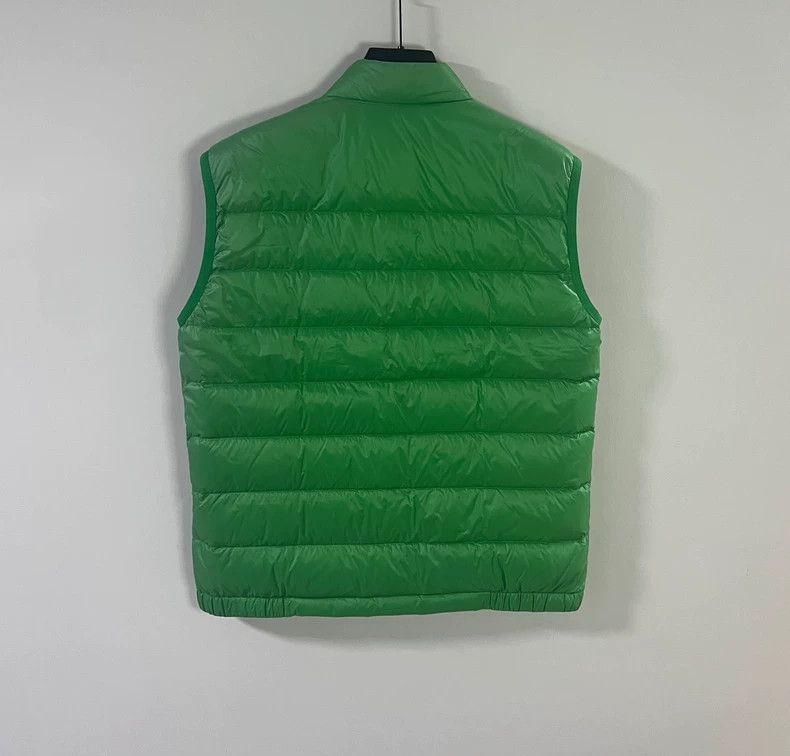 Prada Prada Down jacket vest 2501-Nextarrow Size US L / EU 52-54 / 3 - 2 Thumbnail