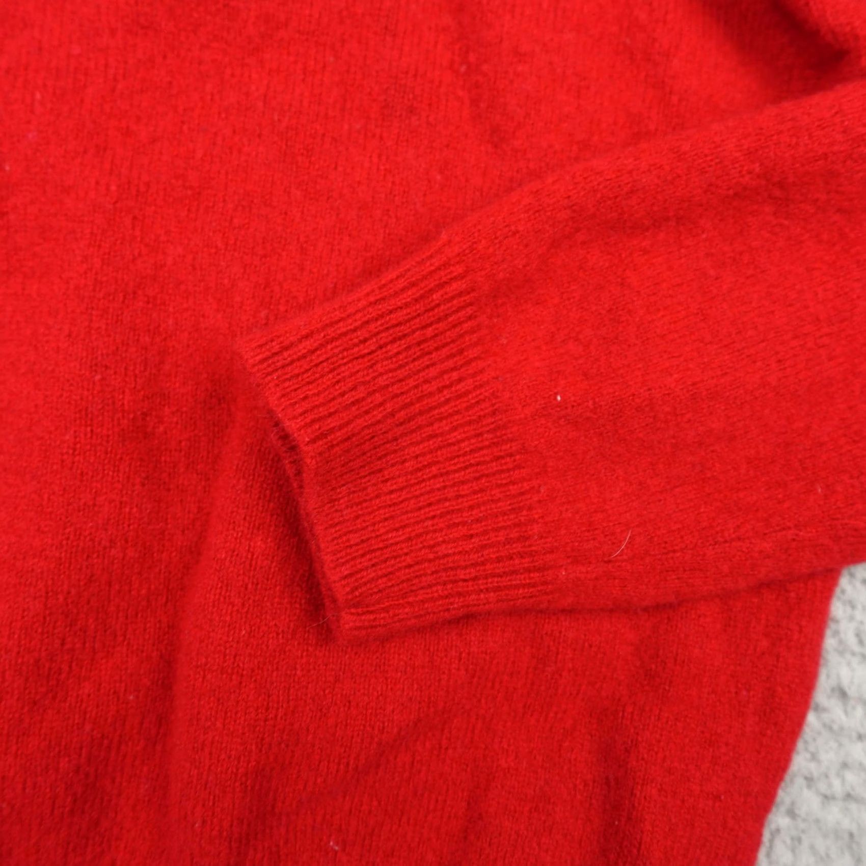 Polo Ralph Lauren VINTAGE Polo Ralph Lauren Sweater Mens Large Red V Neck Pullover Knit Lambswool Wool Size US L / EU 52-54 / 3 - 6 Thumbnail