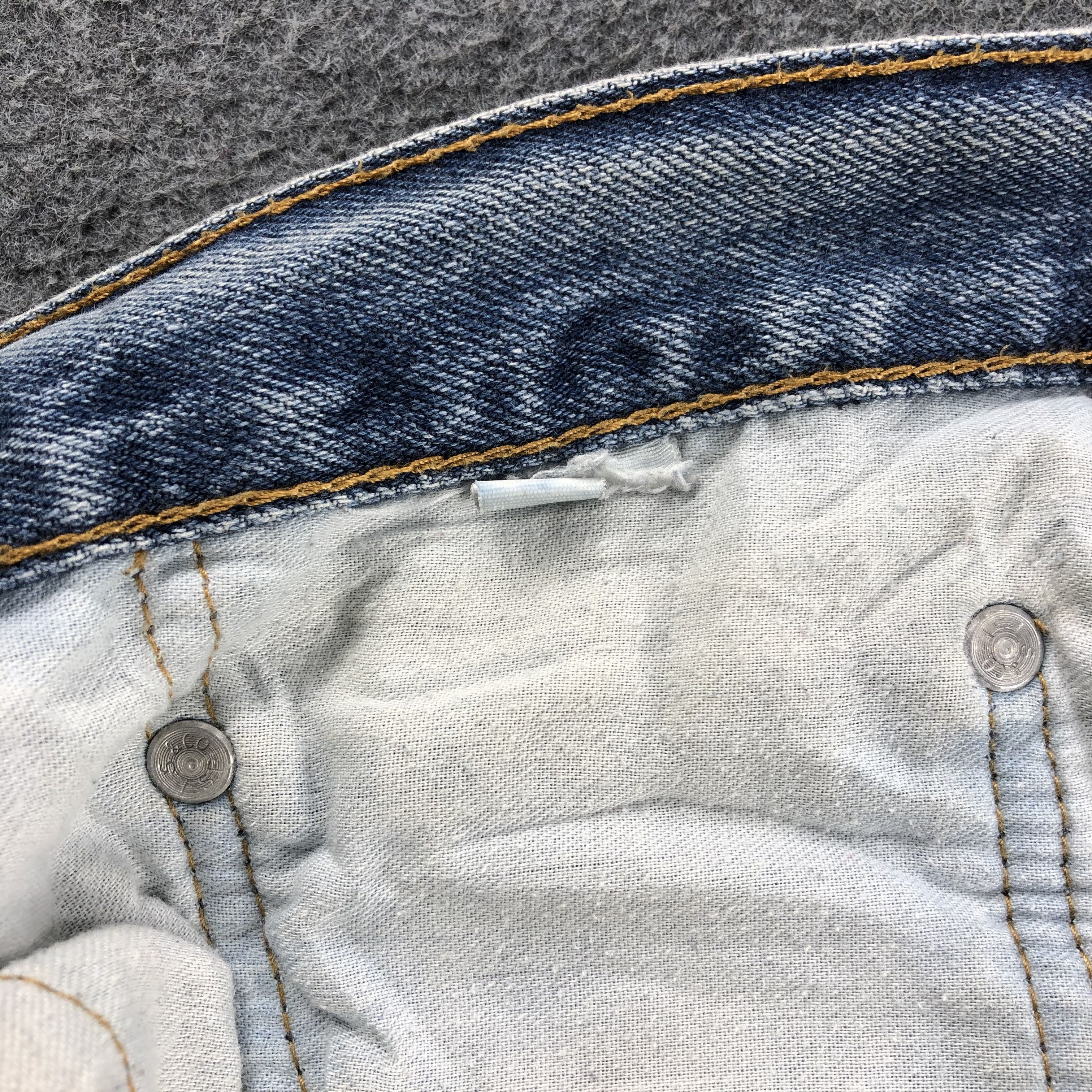 Levi's Vintage Blue Wash Levis 505 Jeans-JM1000 Size US 39 - 10 Thumbnail