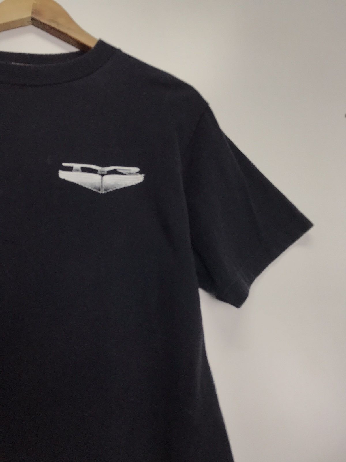 Vintage Vintage TYR T-Shirt Size US M / EU 48-50 / 2 - 7 Thumbnail