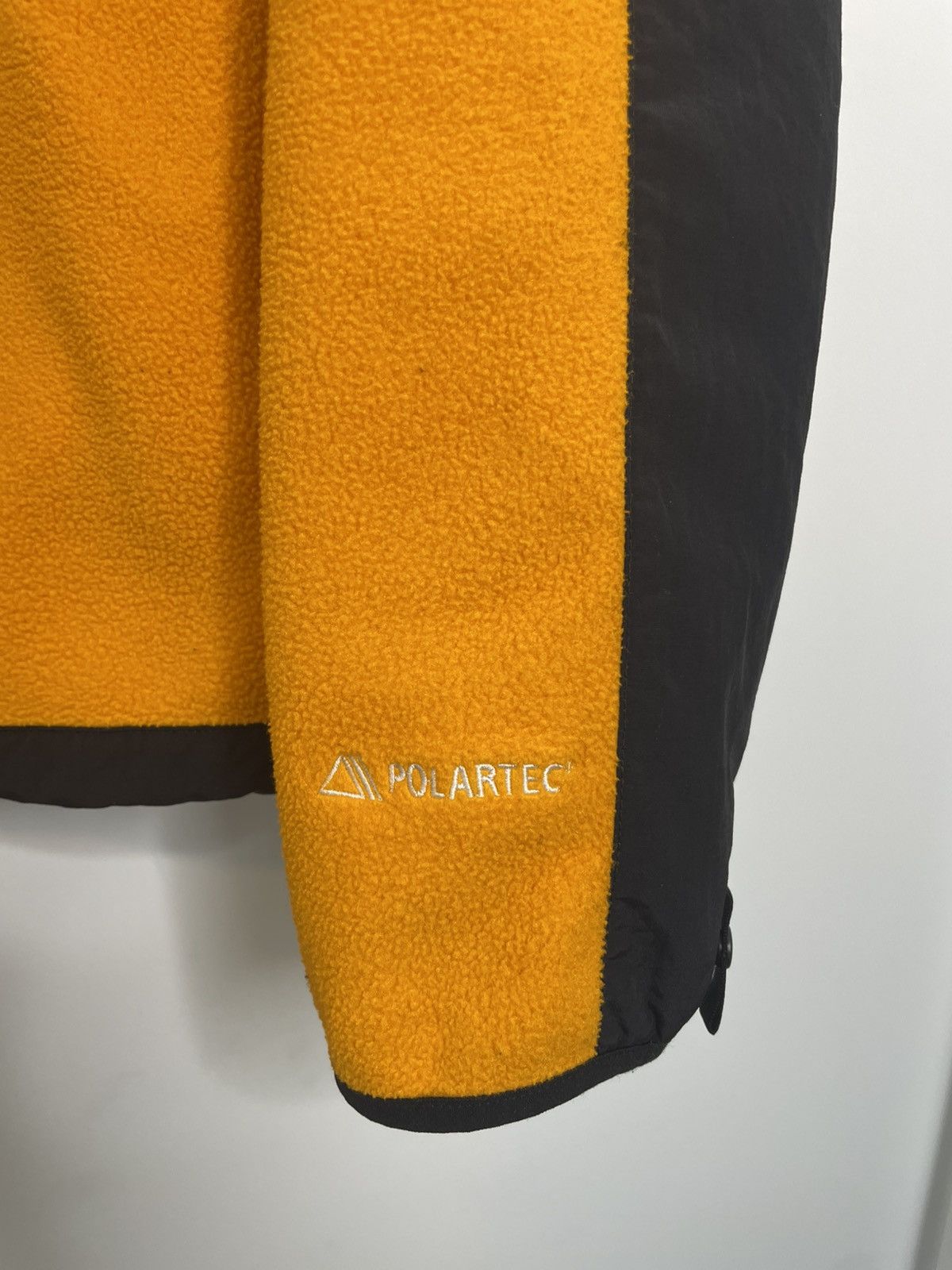 The North Face The North Face Denali Polartec Jacket Yellow Black Large Size US L / EU 52-54 / 3 - 3 Thumbnail