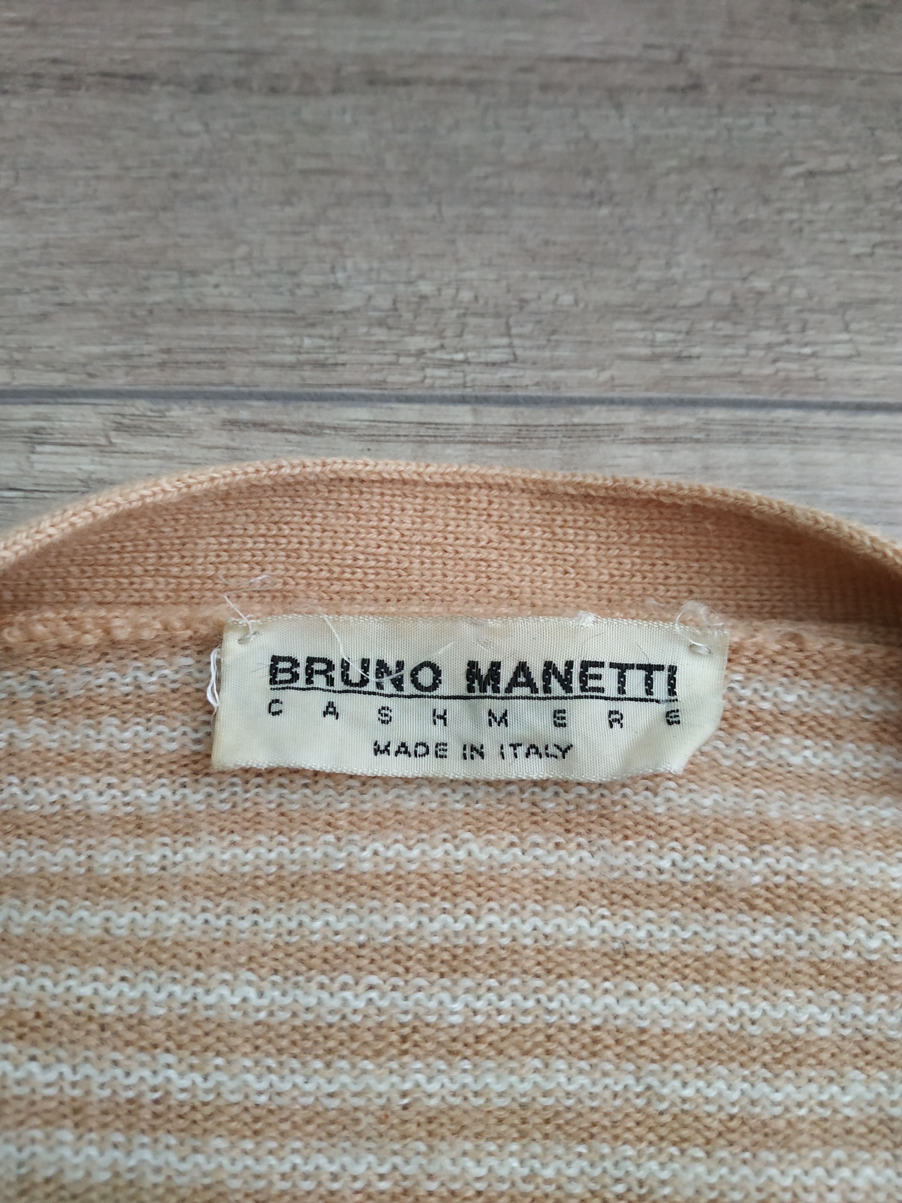 Other Bruno Manetti Women's Vintage Cashmere Cardigan, s. 36(S) Size S / US 4 / IT 40 - 7 Thumbnail