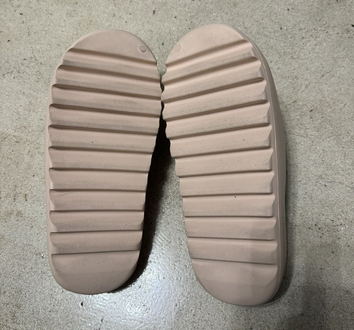 Adidas × Kanye West Adidas Kanye West Sample Yeezy Slide Size US 12 / EU 45 - 2 Thumbnail