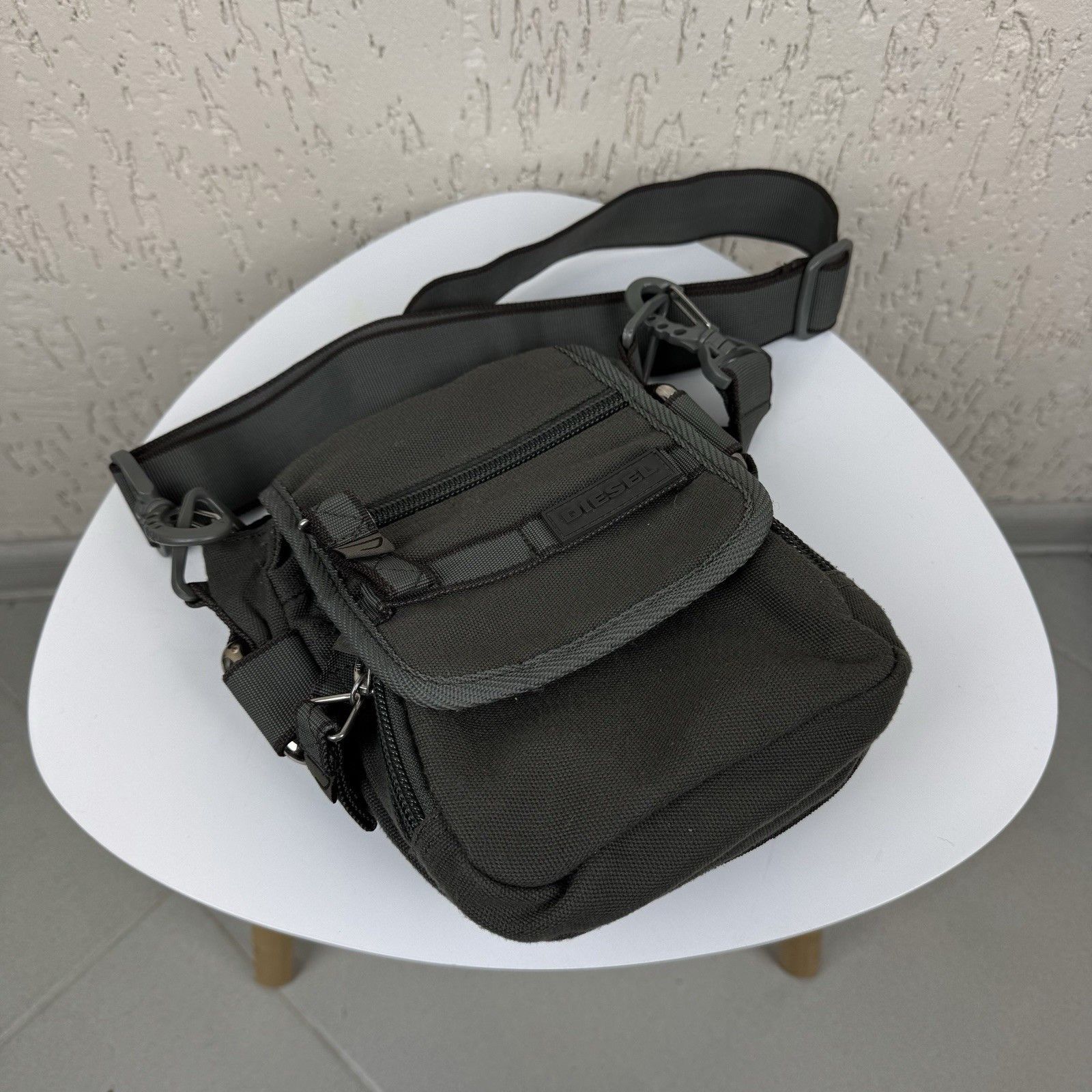 Diesel Vintage Diesel Crossbody Shoulder Bag Y2K Multi Pocket Messe Size ONE SIZE - 4 Thumbnail