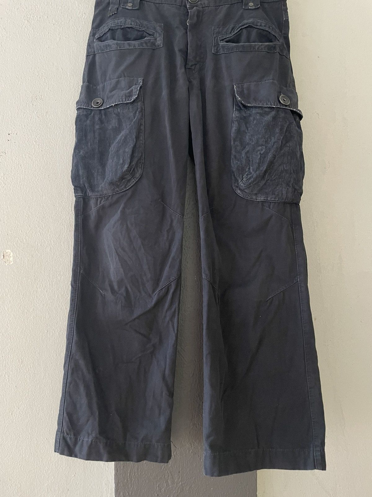 Emporio Armani 90’ Emporio Armani Double Pocket Corduroy Pants Size US 32 / EU 48 - 6 Thumbnail