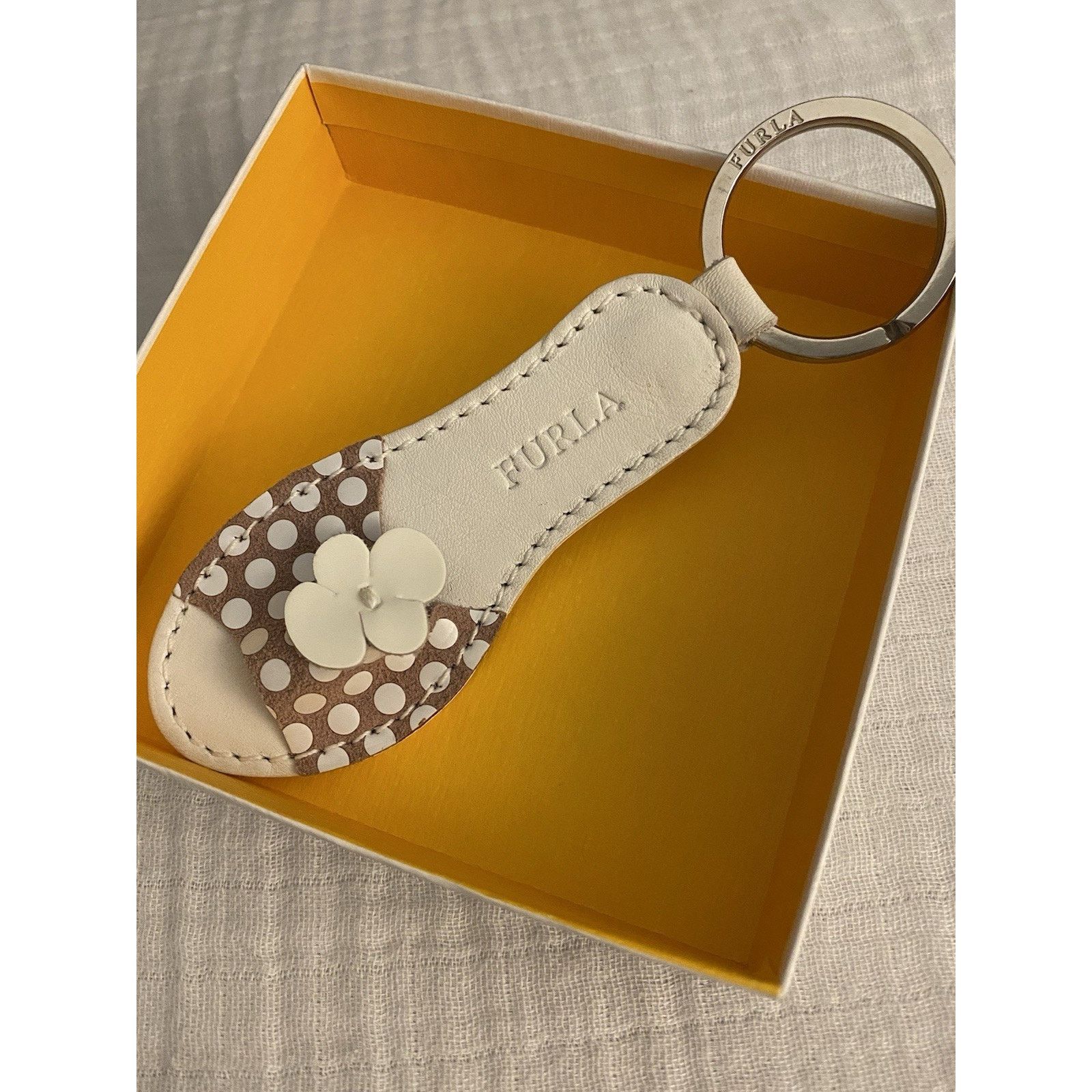 Furla Furla Leather Key Charm-white Sandal W Flower Size ONE SIZE - 2 Thumbnail