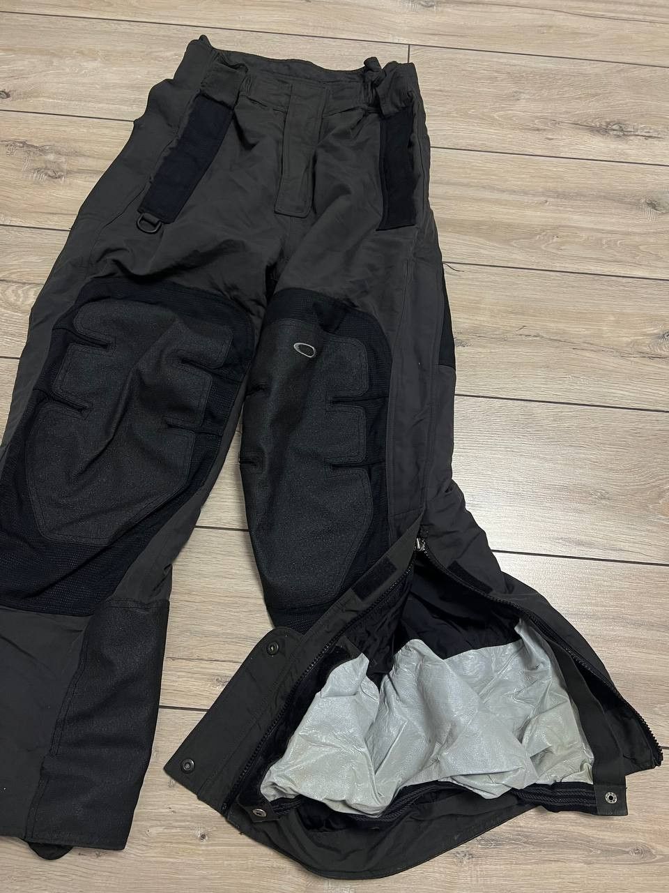 Vintage 2000s Oakley Road Fuel Snowboarding Trousers Size M